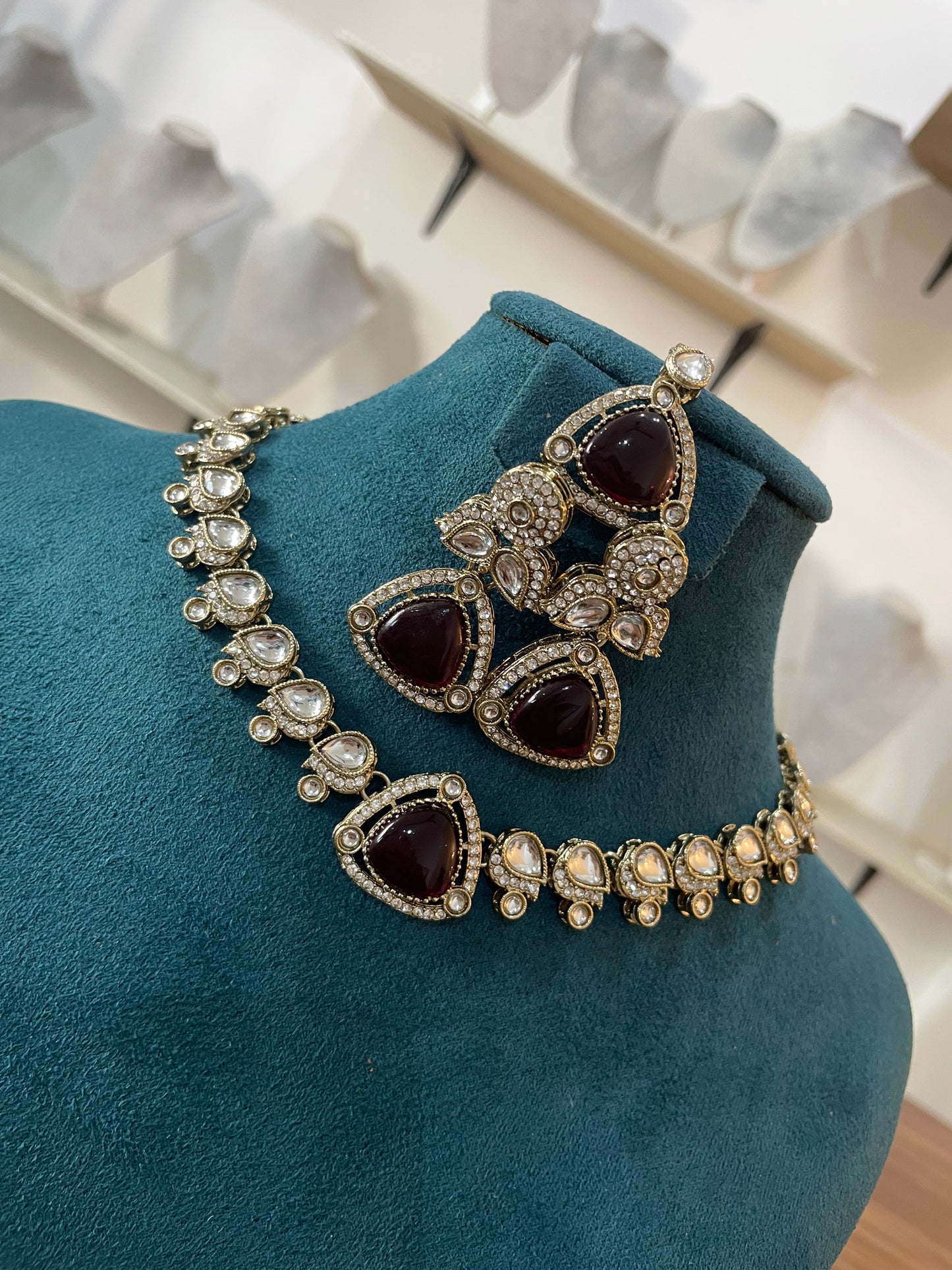 Premium Polki Choker Set comes with earrings and tikka (Antique Gold Base) - Maroon