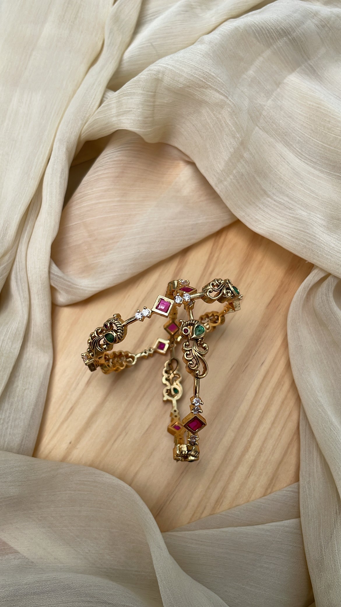 Premium Peacock Design Bangle