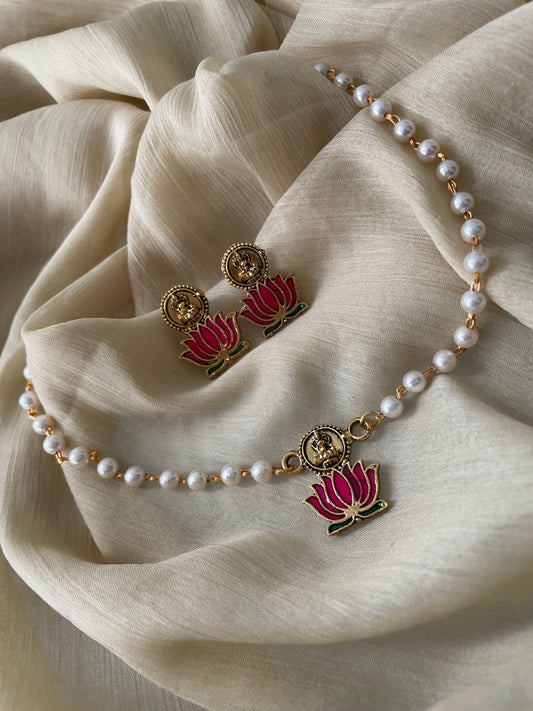 Padma Pearl Choker Set