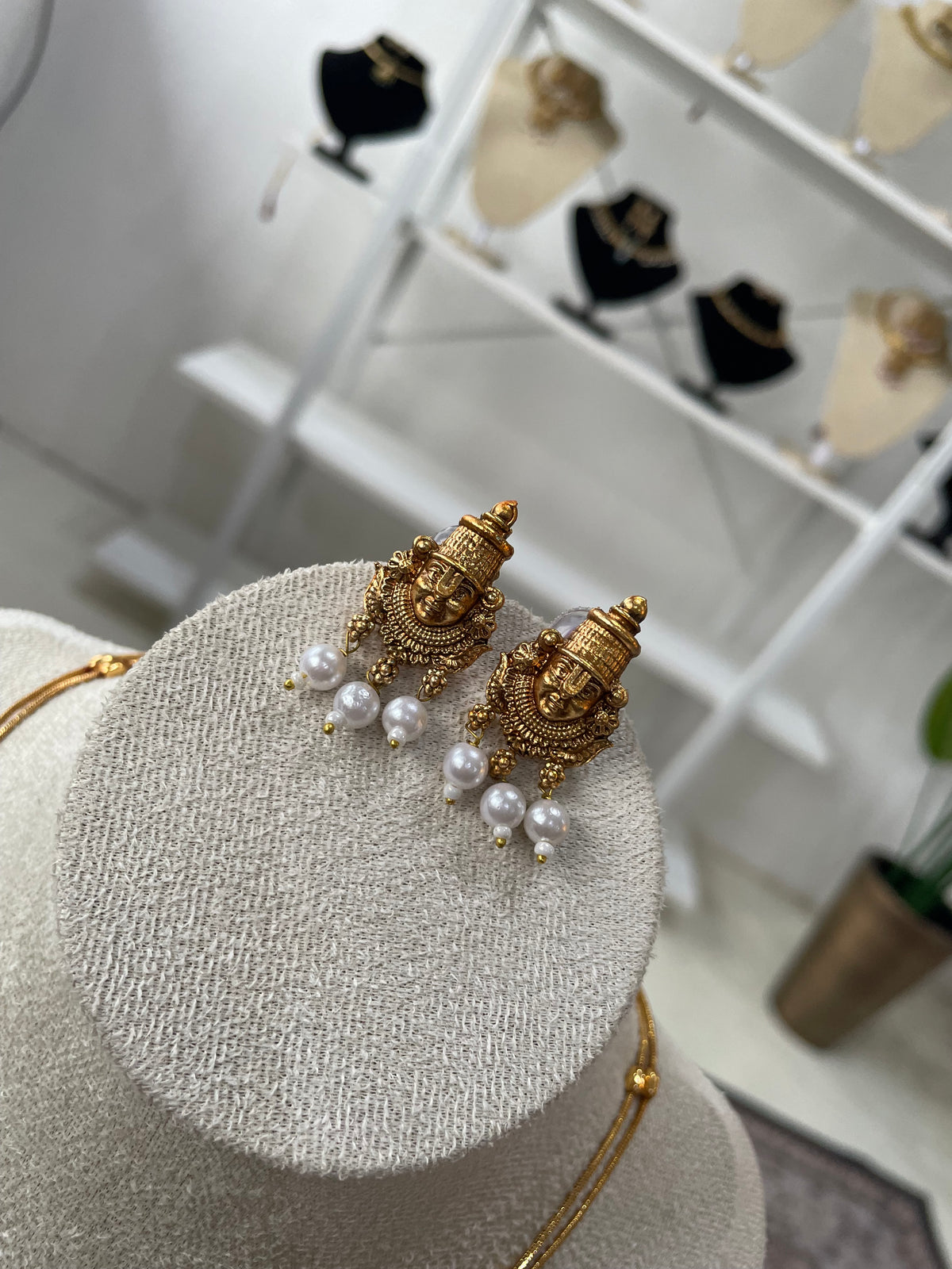 Sri Venkateshwara Pendant Chain