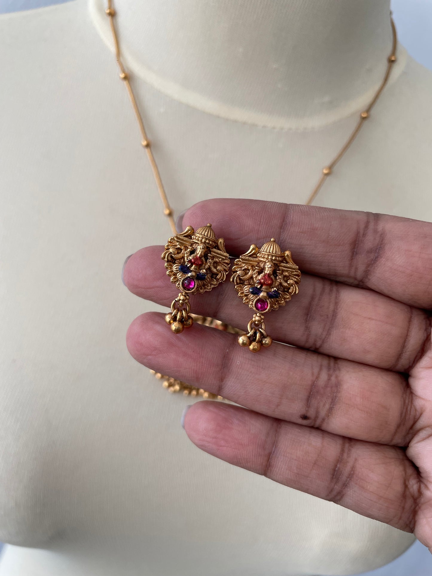 Intricate Temple Design Short Chain (TRTSC02)