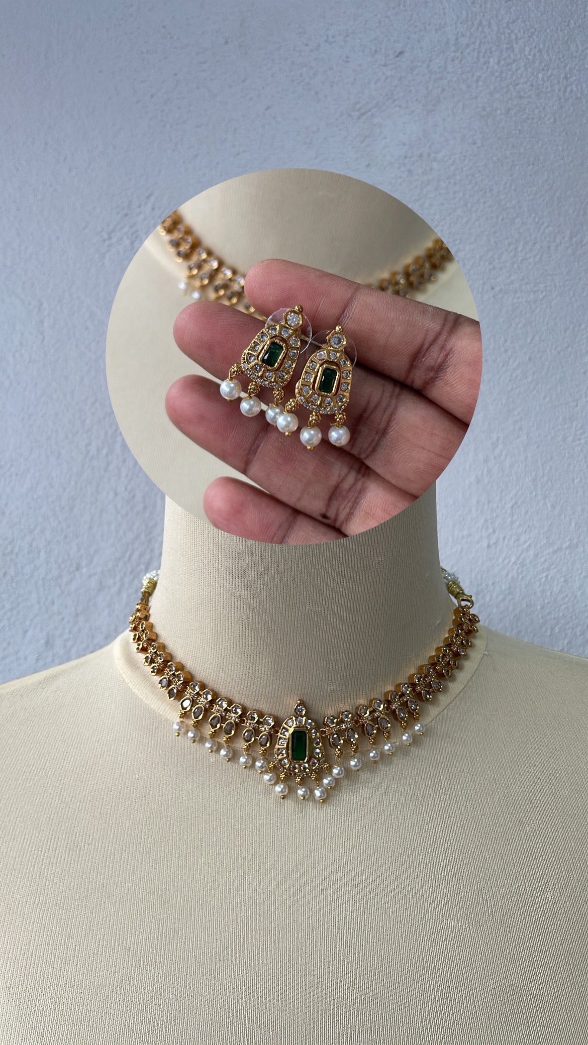 Premium Ad Necklace Set