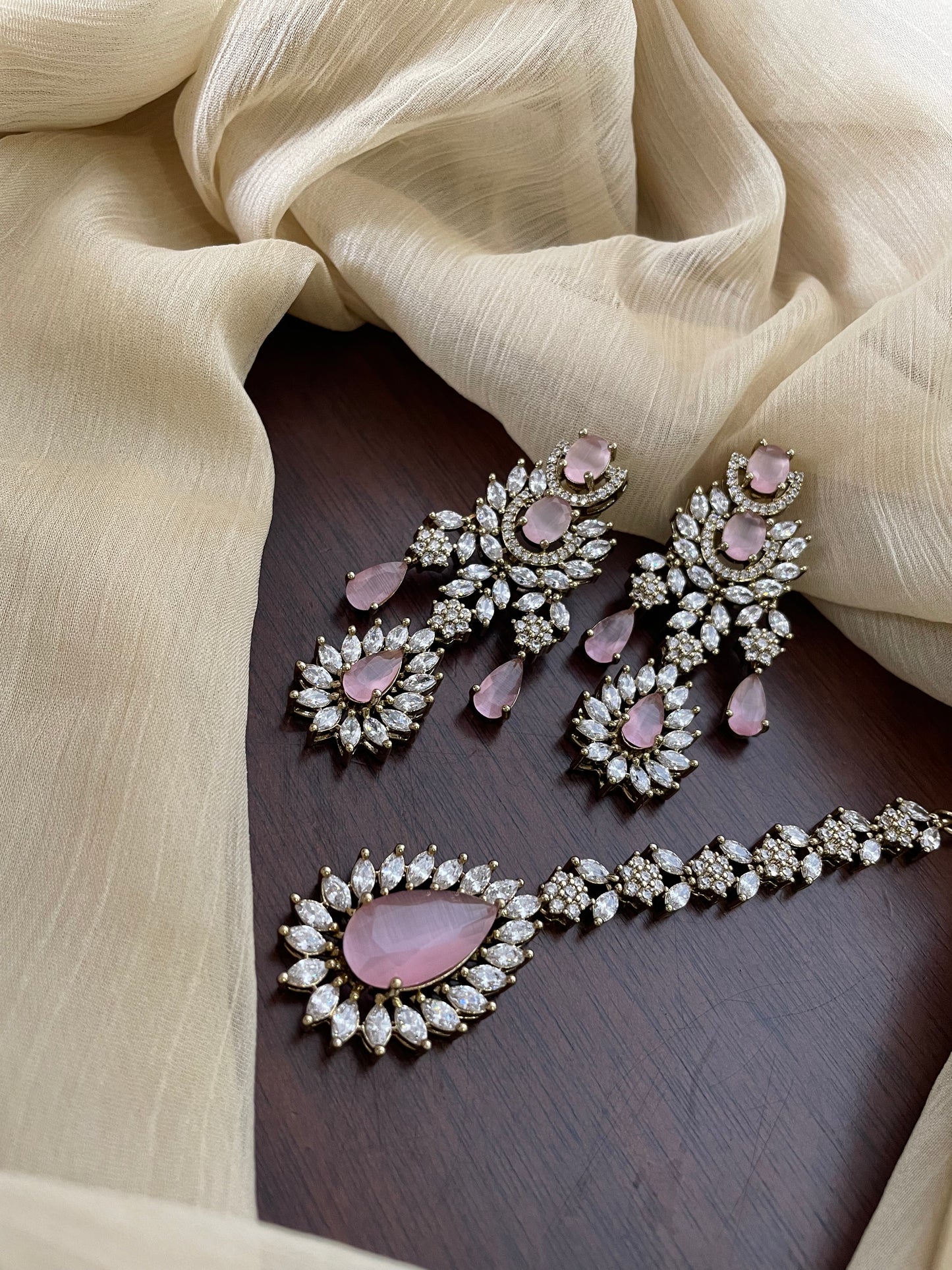 Premium Statement Ad Earring & Tikka Set - PINK
(Antique Gold Base)