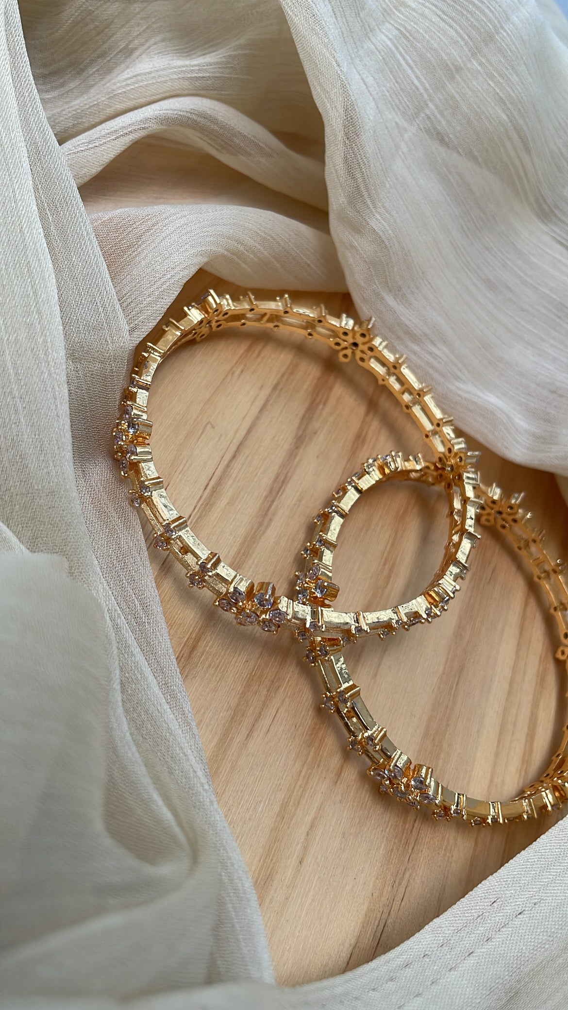 Premium White Flower Bangles