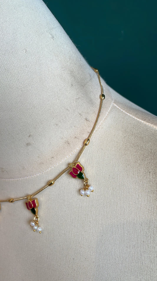 Lotus Charm Chain Set