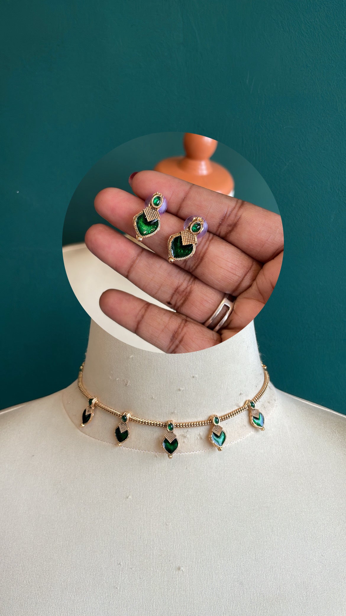 SALE 🏷️ Hridayam Choker Set