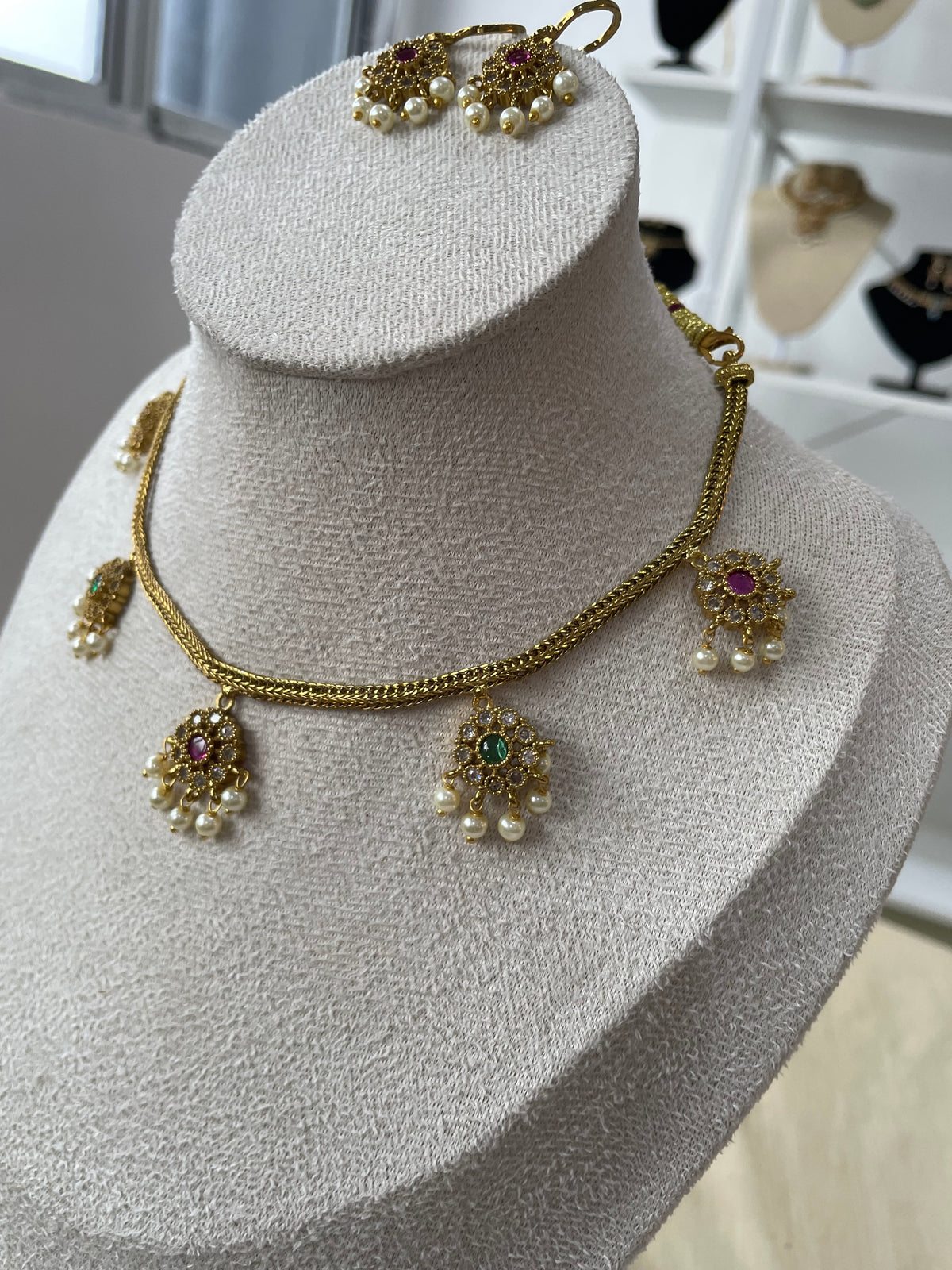 Premium Floral Charms Atigai Set