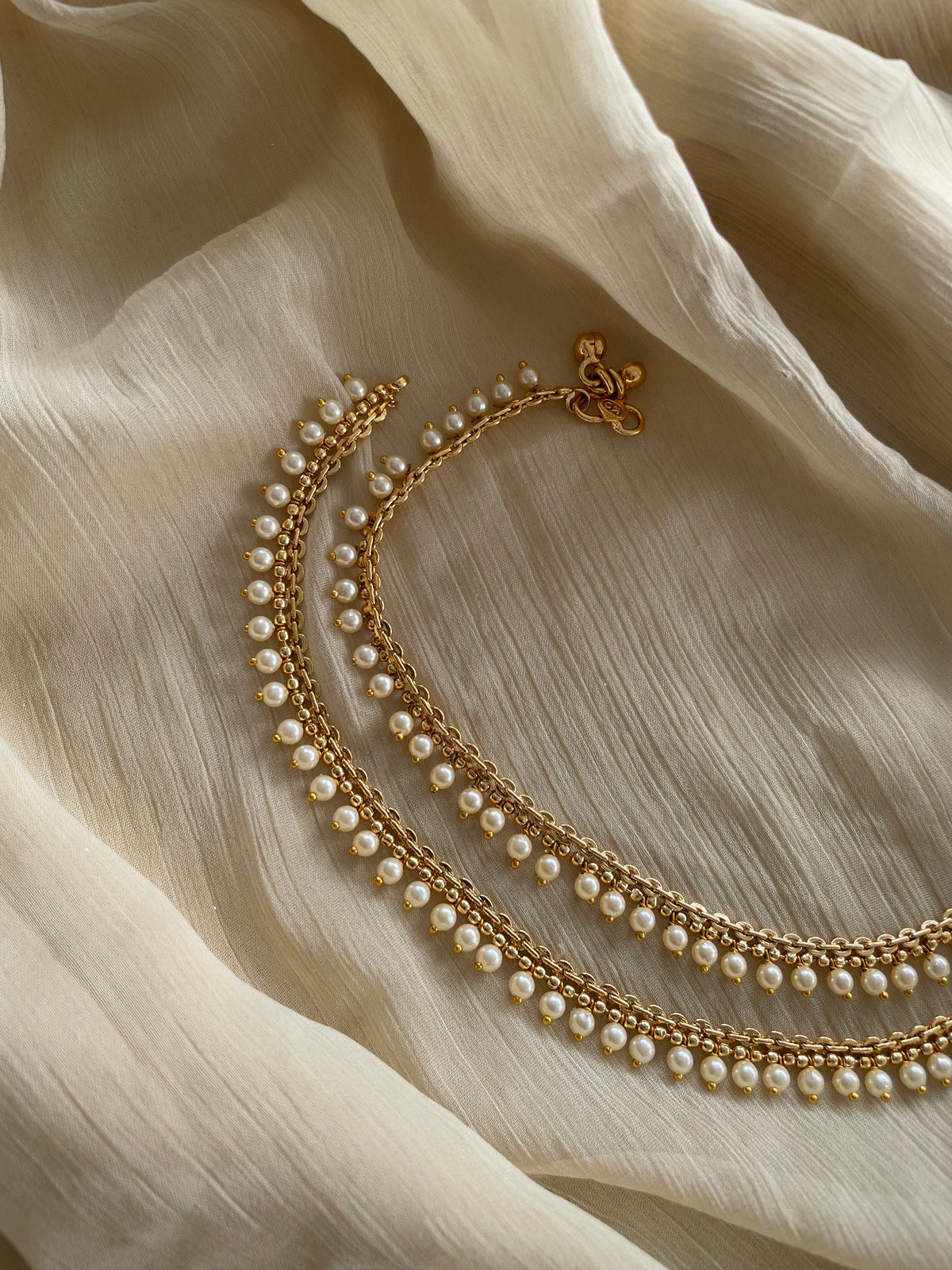Promo 🏷️ Brass Metal Anklets with stunning pearl-cluster detailing (code PCC)
