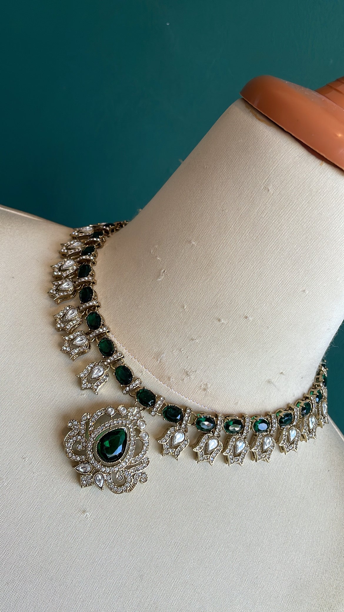 Grand Mehndi Necklace Set With Earrings and Tikka