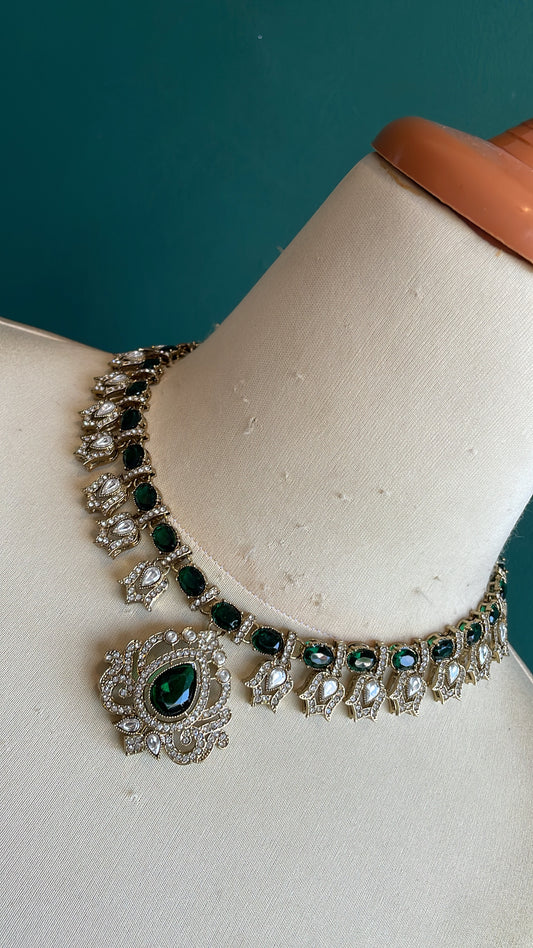 Grand Mehndi Necklace Set With Earrings and Tikka