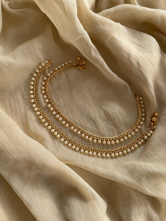Promo 🏷️ Brass Metal Anklets with stunning pearl-cluster detailing (code PCC)
