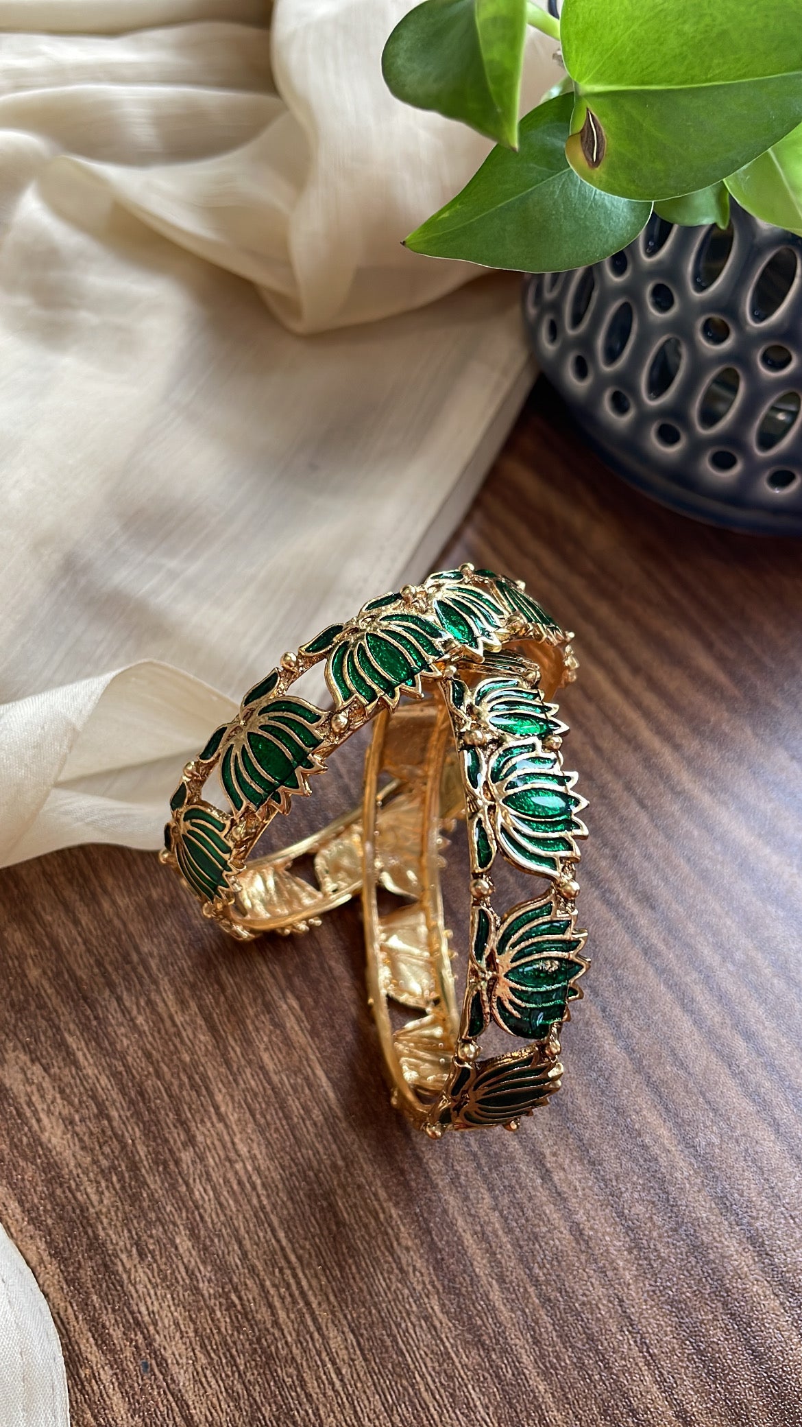 Trariti Tamara Bangles (GREEN)