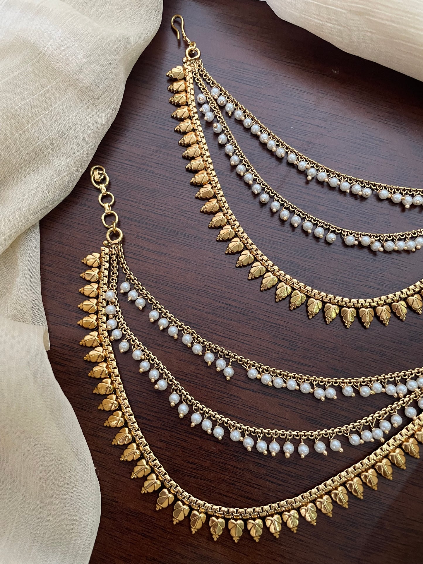 Golden Layered Pearl Mattal - Design I