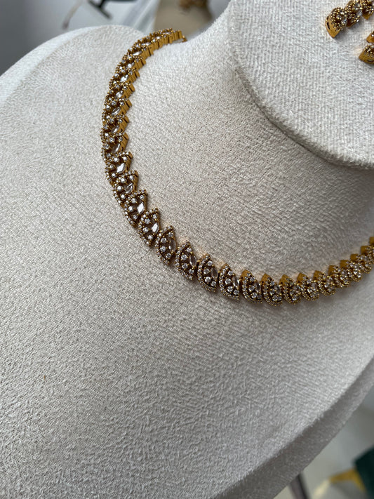 Premium Ad Necklace Set