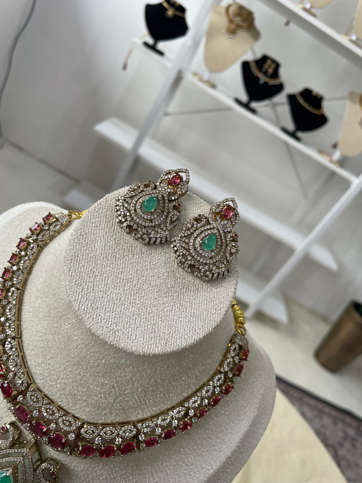 Premium Victorian Set
