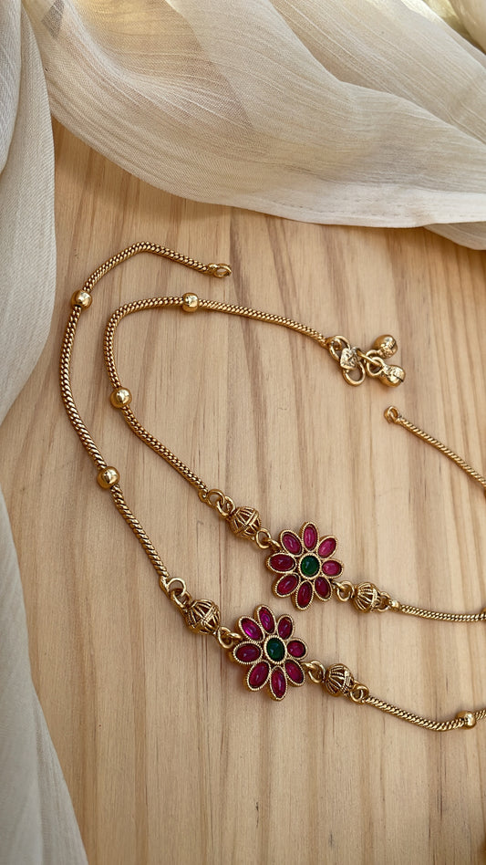 Premium Brass Metal Floral Charm Anklet