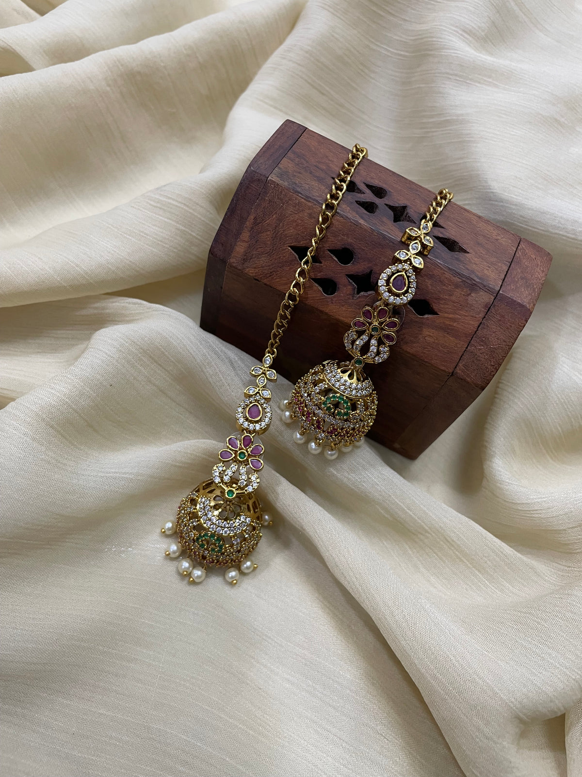 Premium Ad Jhumka with attached EarChain