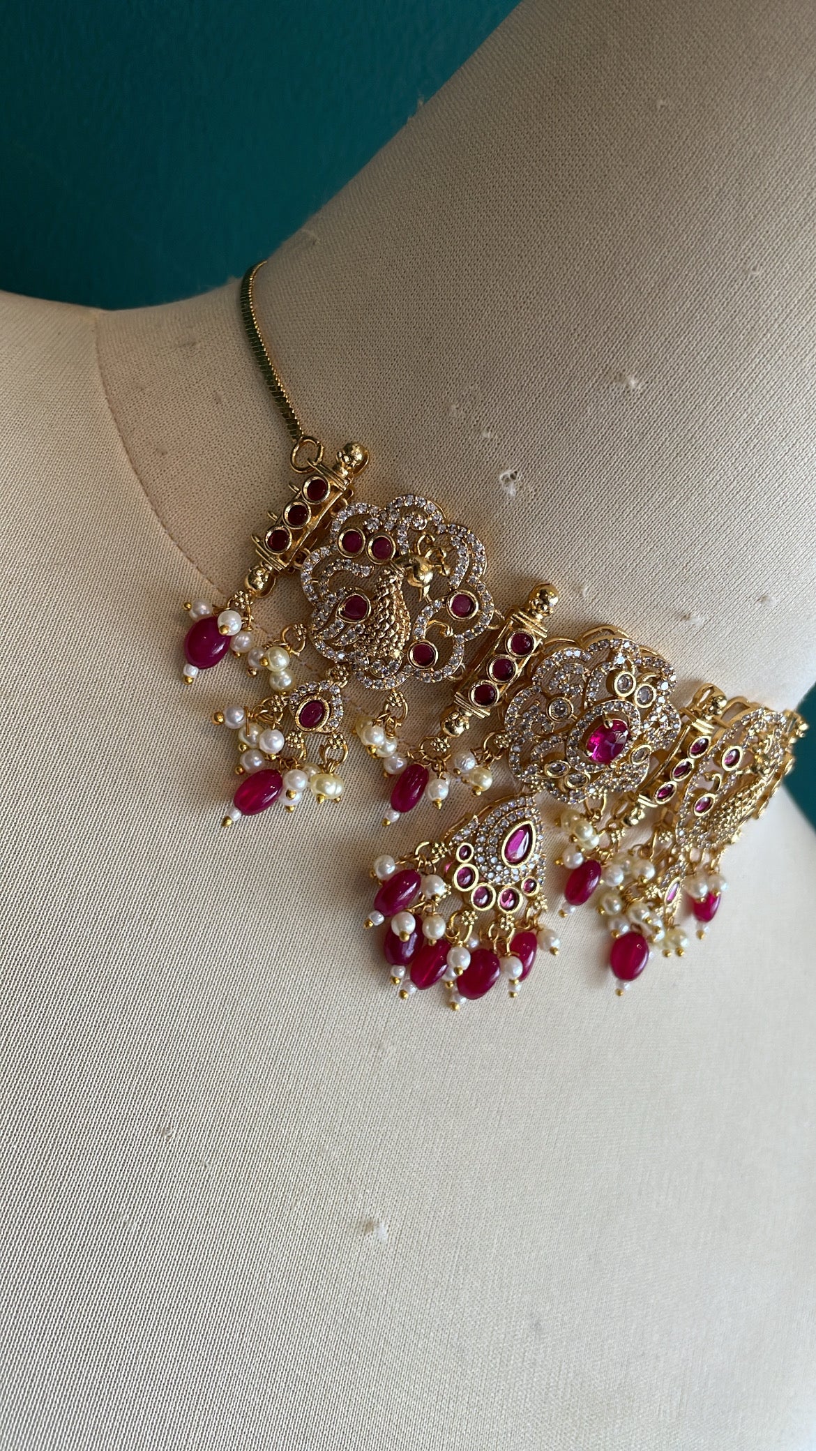Premium Ad Peacock High Neck Choker Set