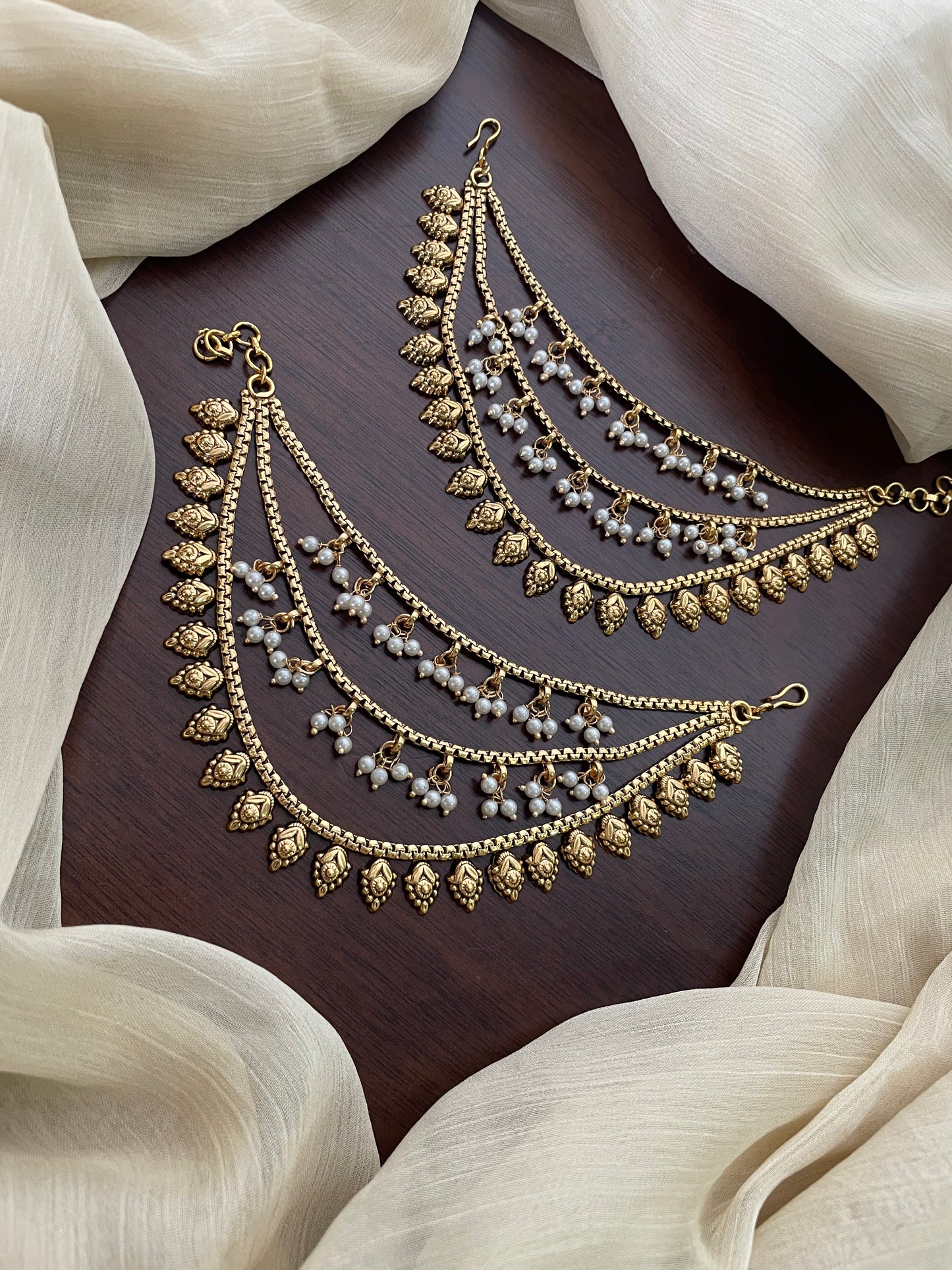 Golden Layered Pearl Mattal - Design F