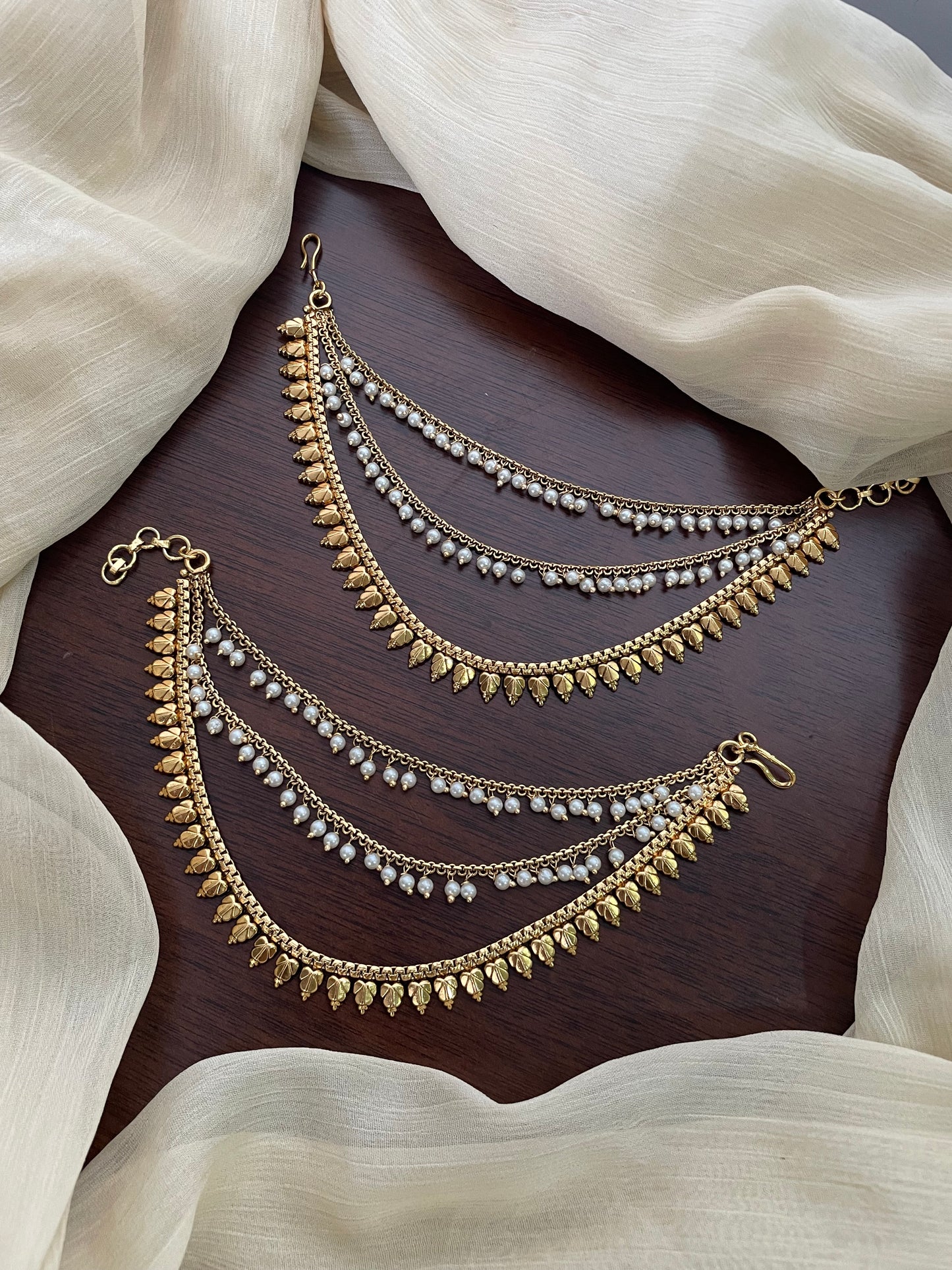 Golden Layered Pearl Mattal - Design I