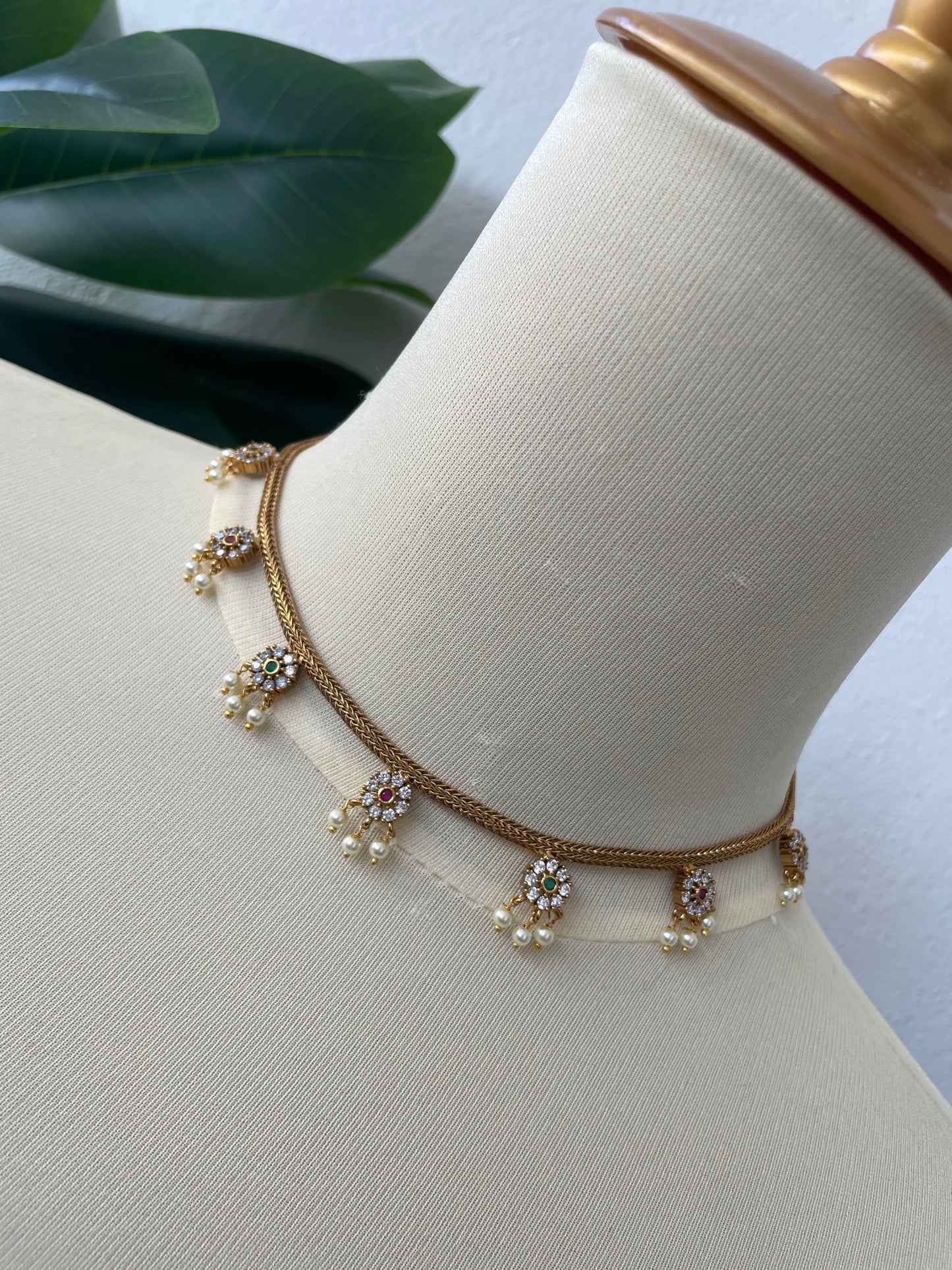 Premium Floral Ad Charms Atigai Set