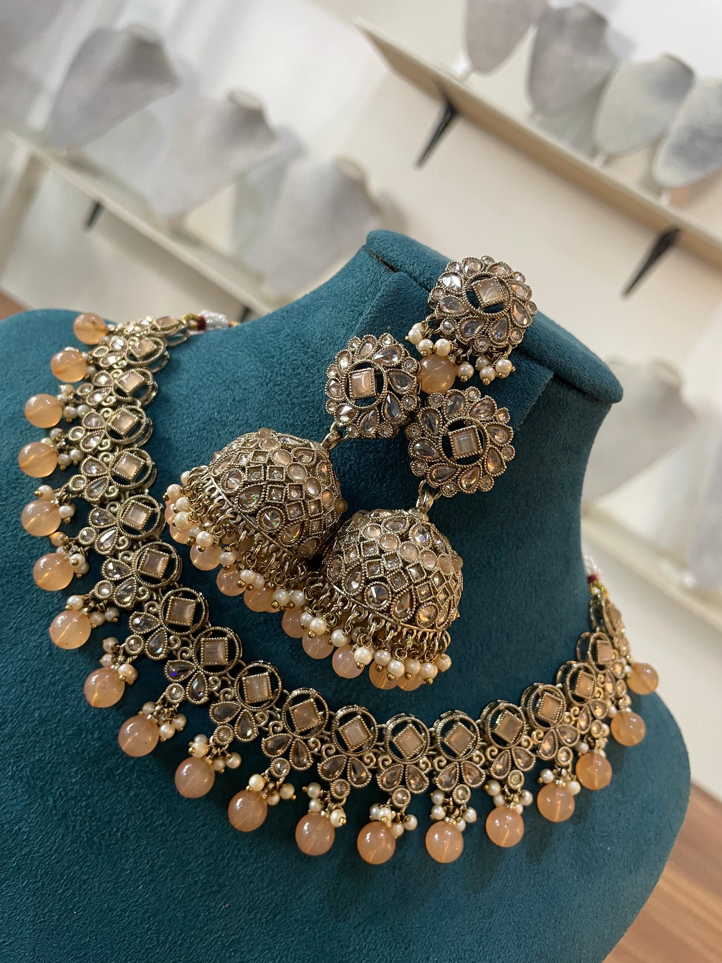 Mehndi Set with Earrings and Tikka (Peach)