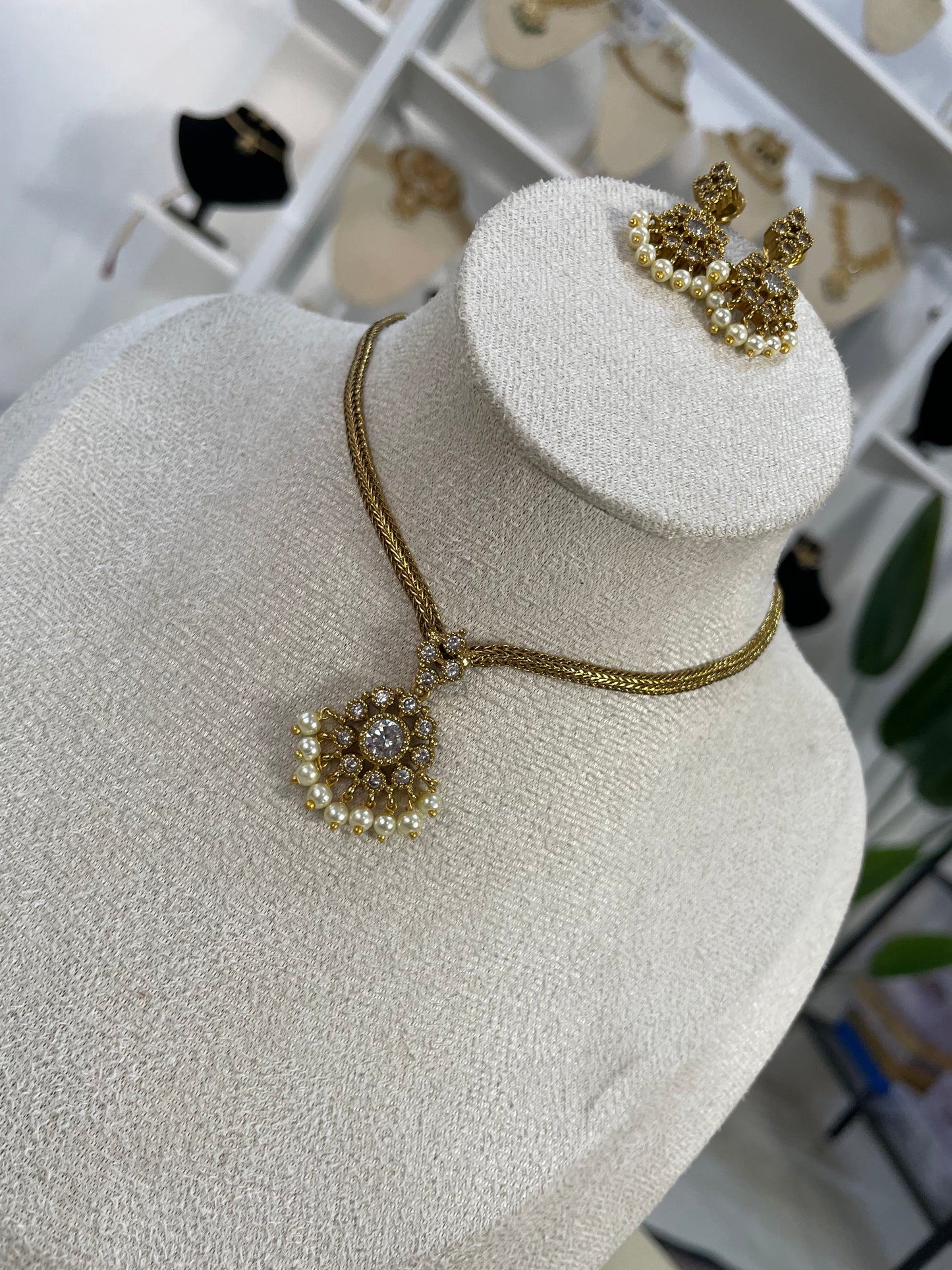 Premium Traditional Atigai Set