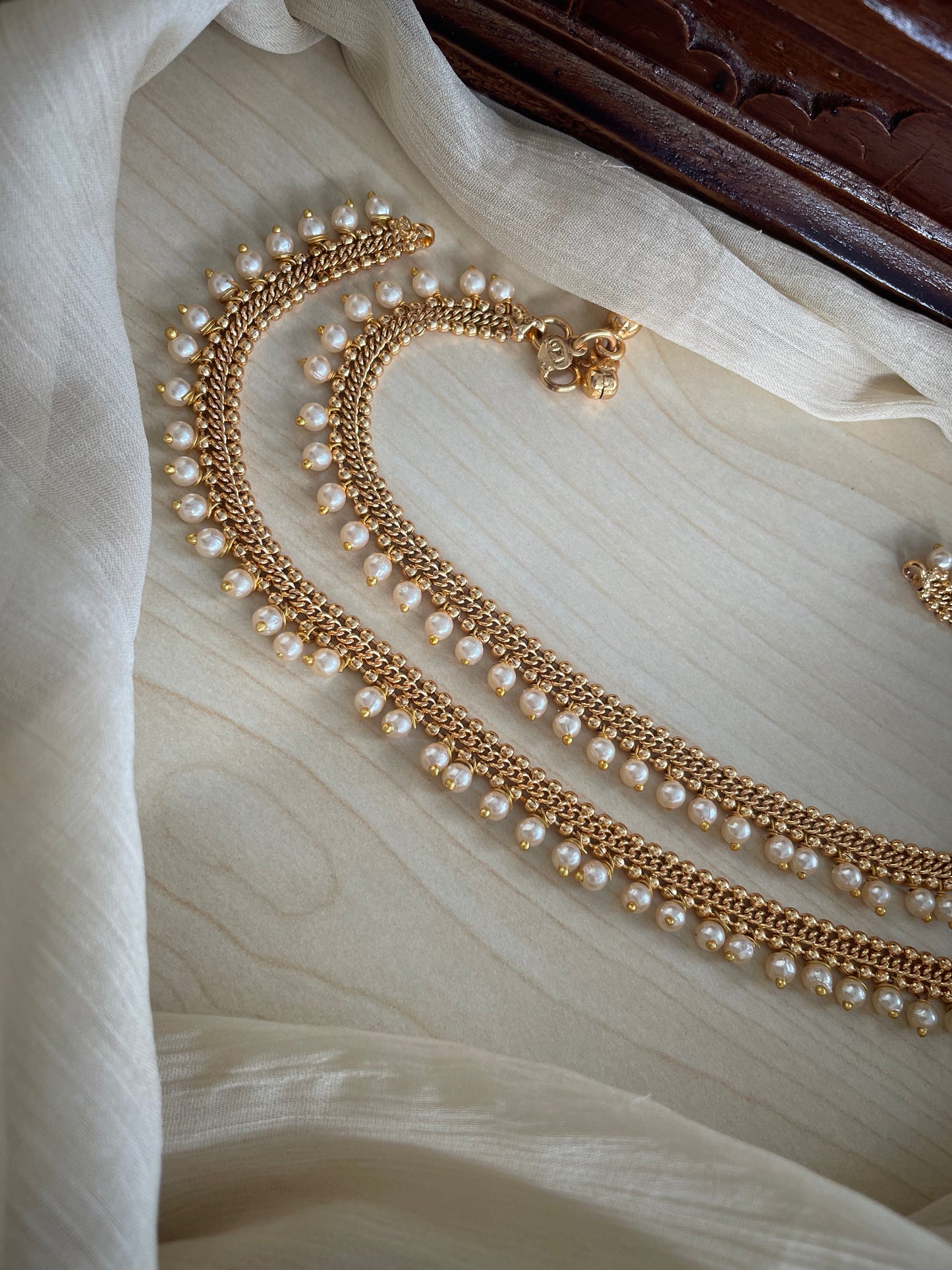 Brass Metal Anklets with stunning pearl-cluster detailing (code PCB)