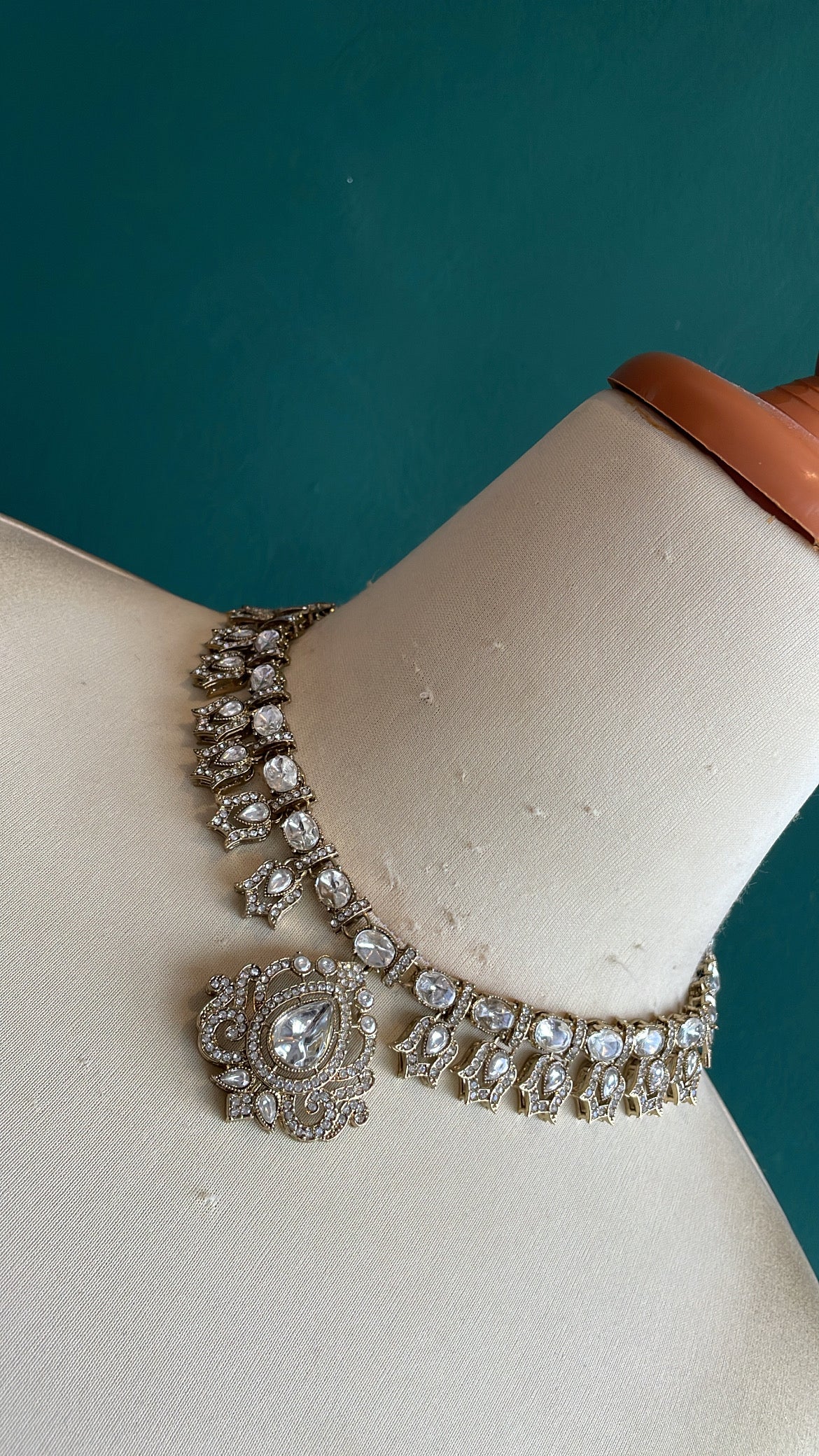 Grand Mehndi Necklace Set With Earrings and Tikka