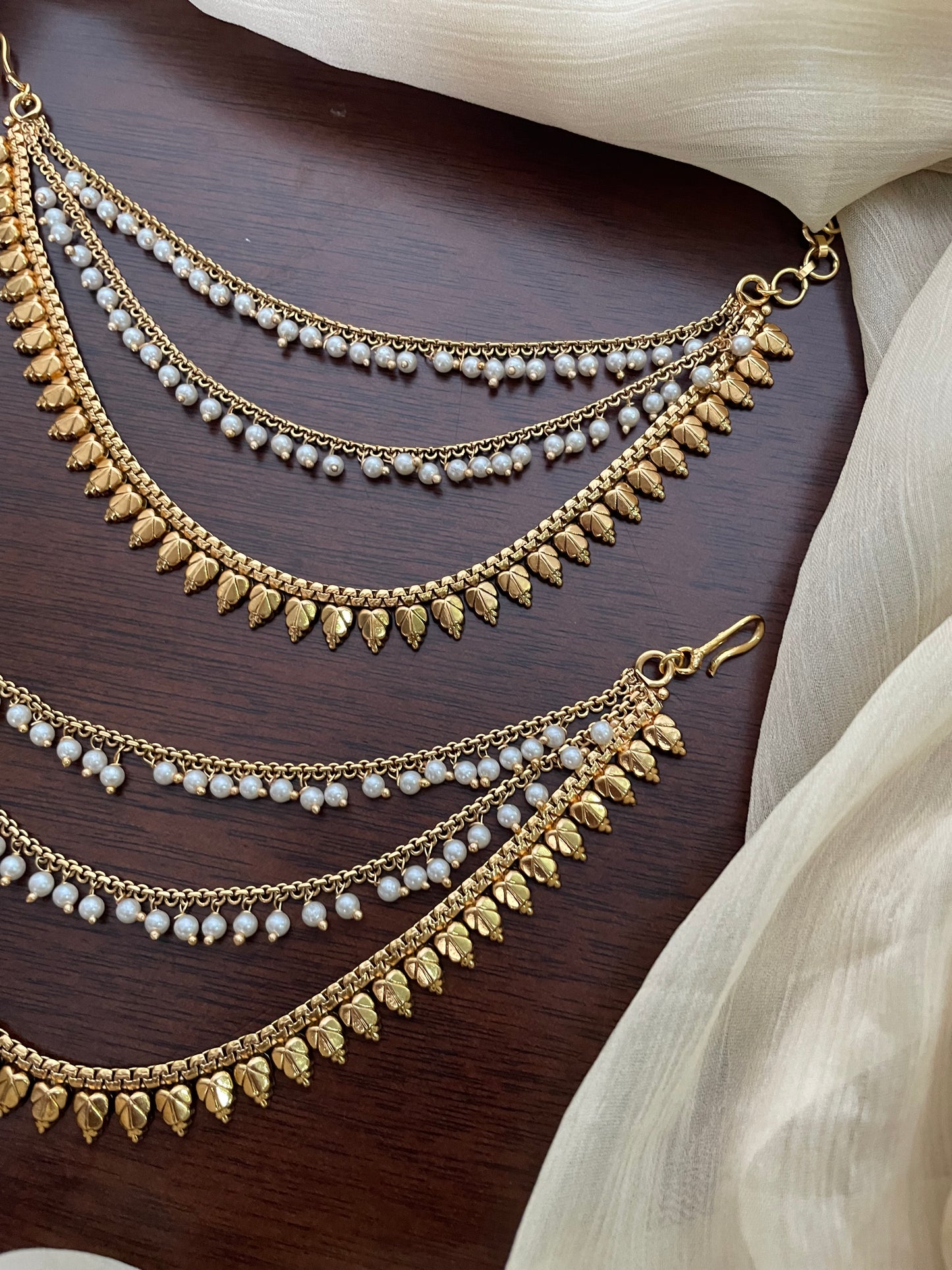 Golden Layered Pearl Mattal - Design I