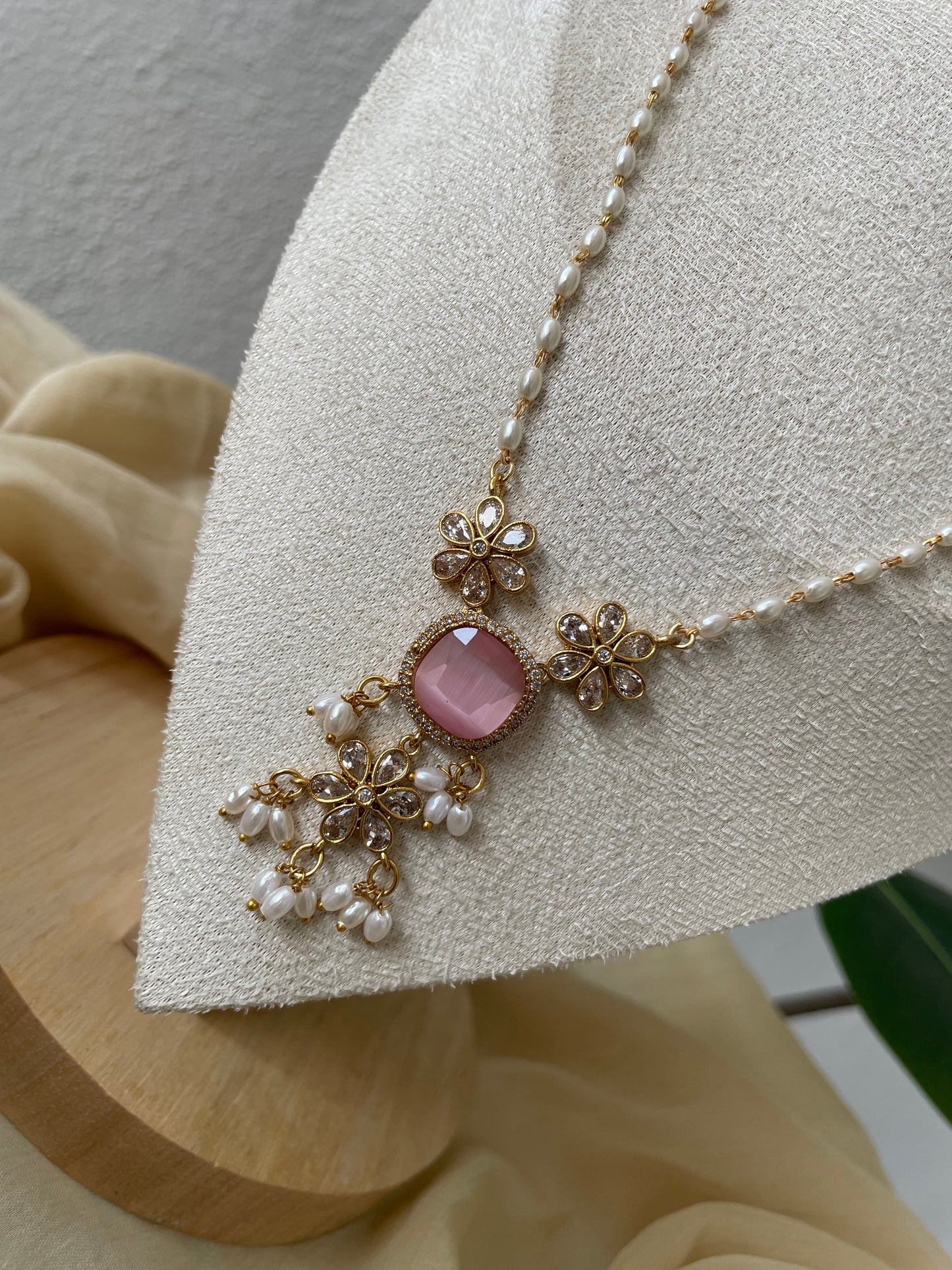 Premium Antique Brass Rice Pearl Mala (Pink)