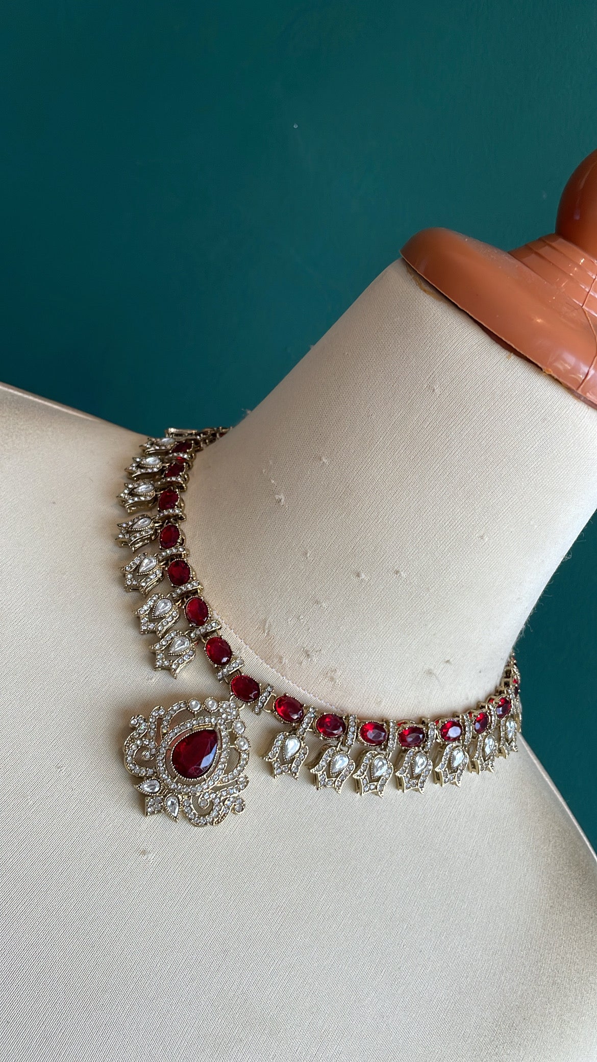 Grand Mehndi Necklace Set With Earrings and Tikka