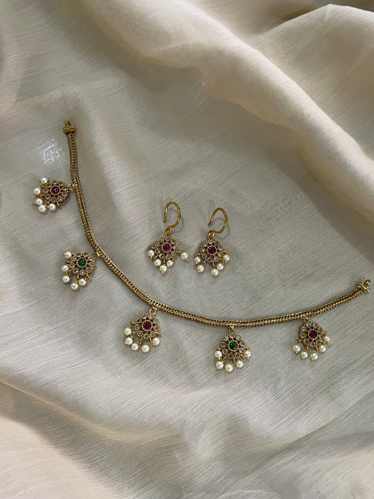 Premium Floral Charms Atigai Set