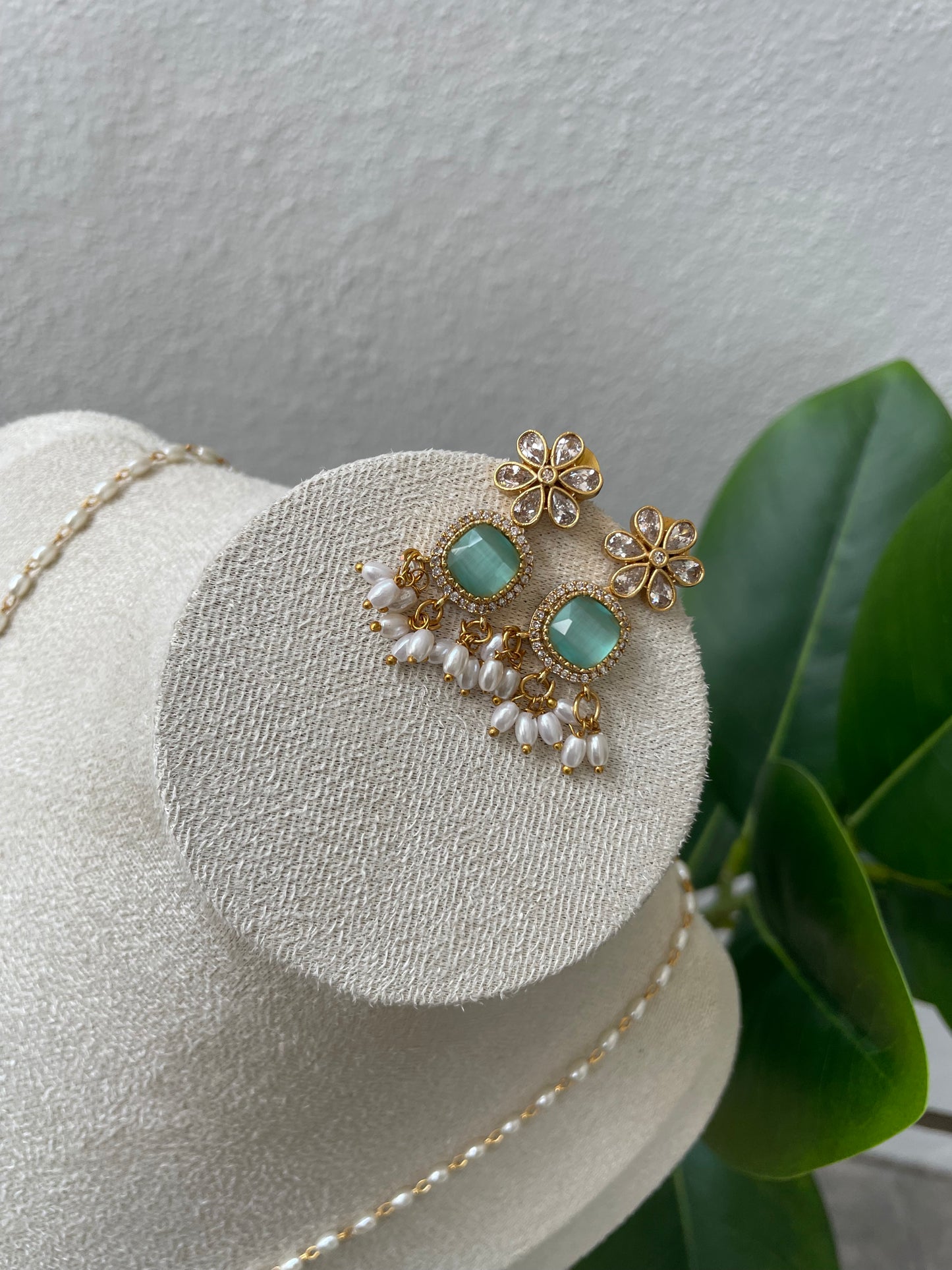 Premium Antique Brass Rice Pearl Mala (Mint)