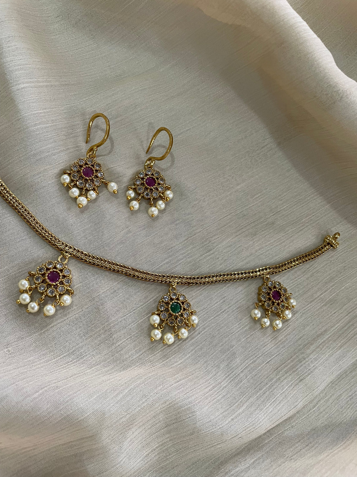 Premium Floral Charms Atigai Set
