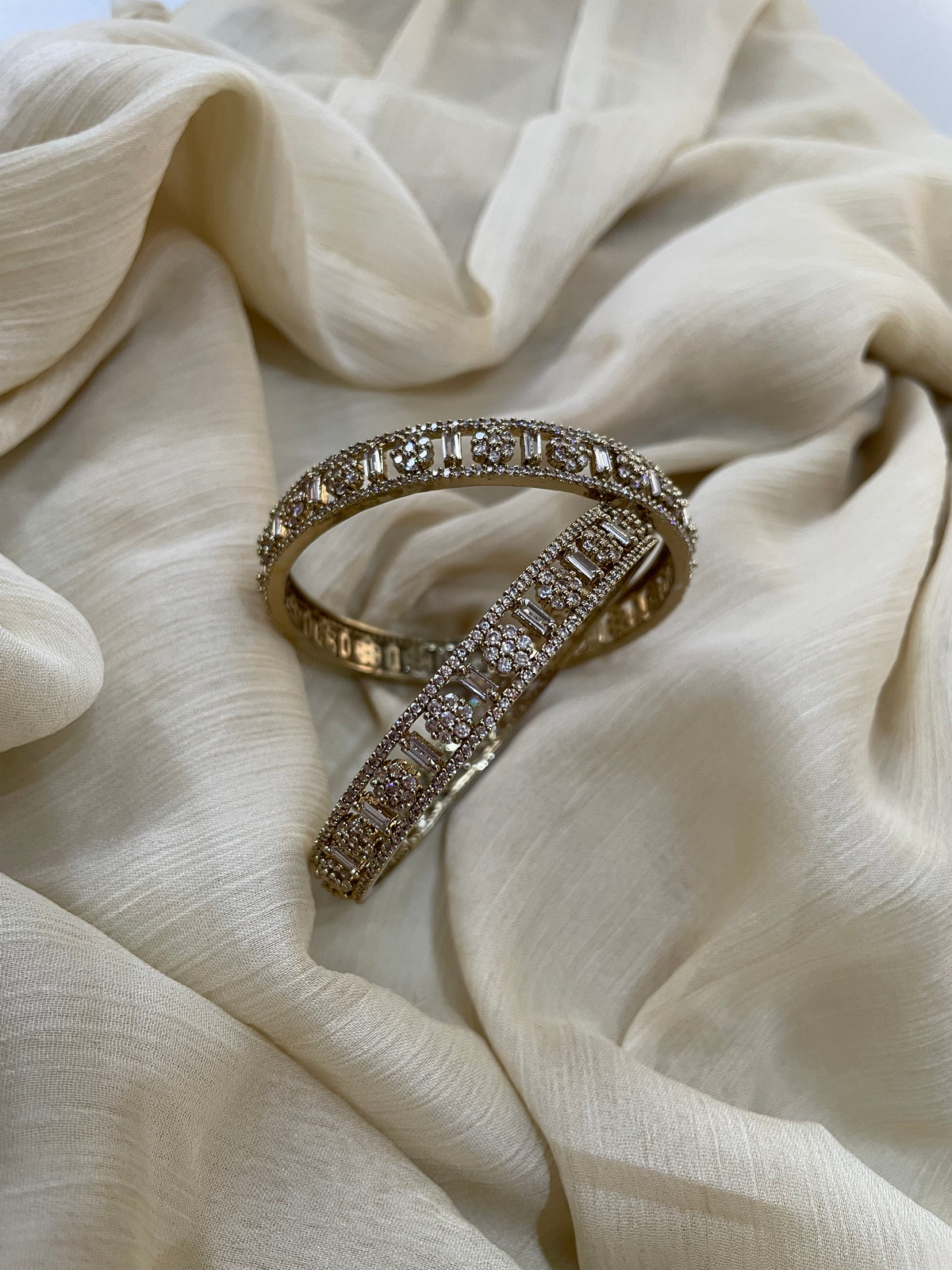 Premium AD Bangle (1 pair)