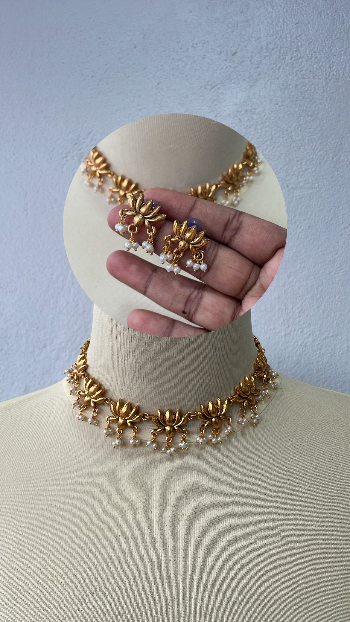 Gold Tone Lotus Choker Set