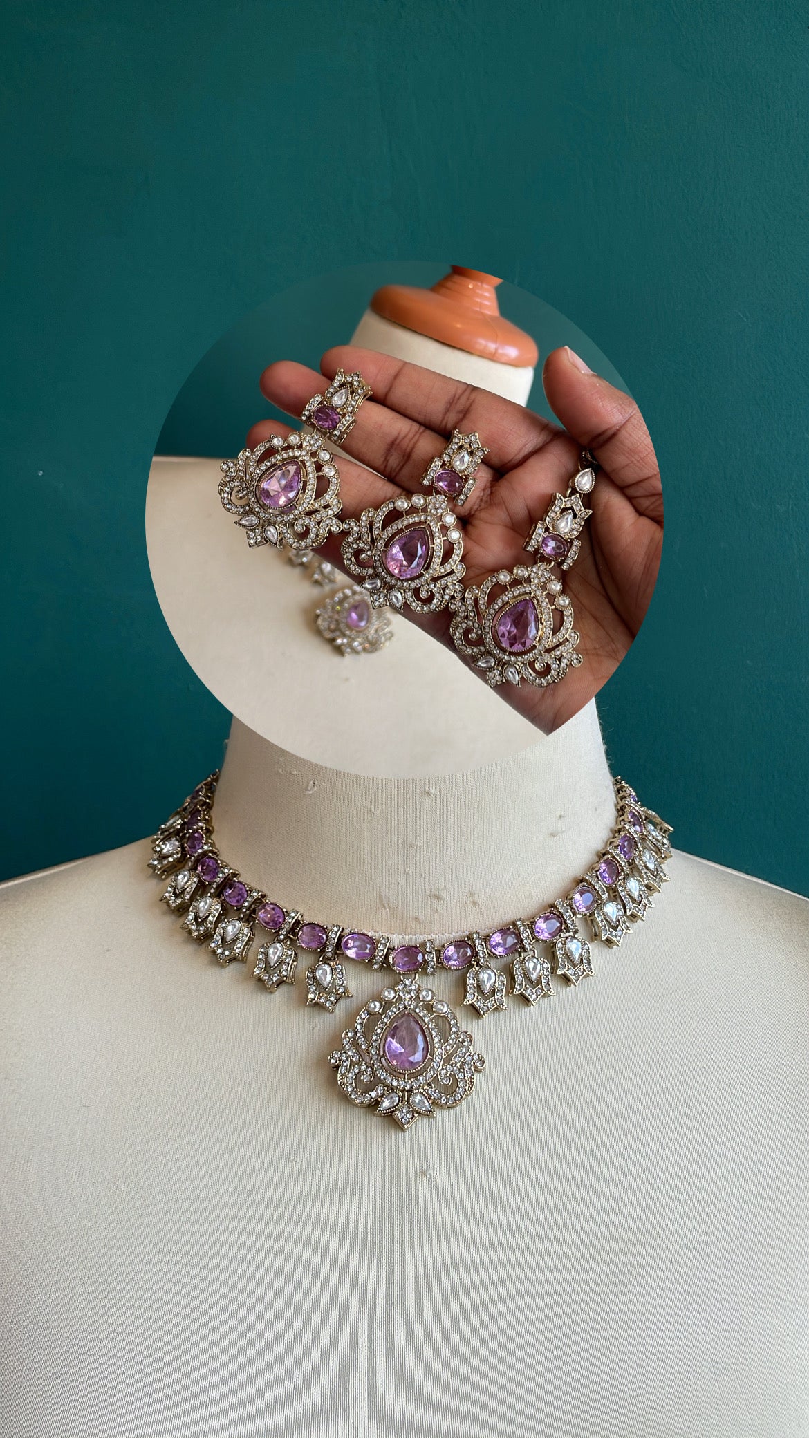 Grand Mehndi Necklace Set With Earrings and Tikka