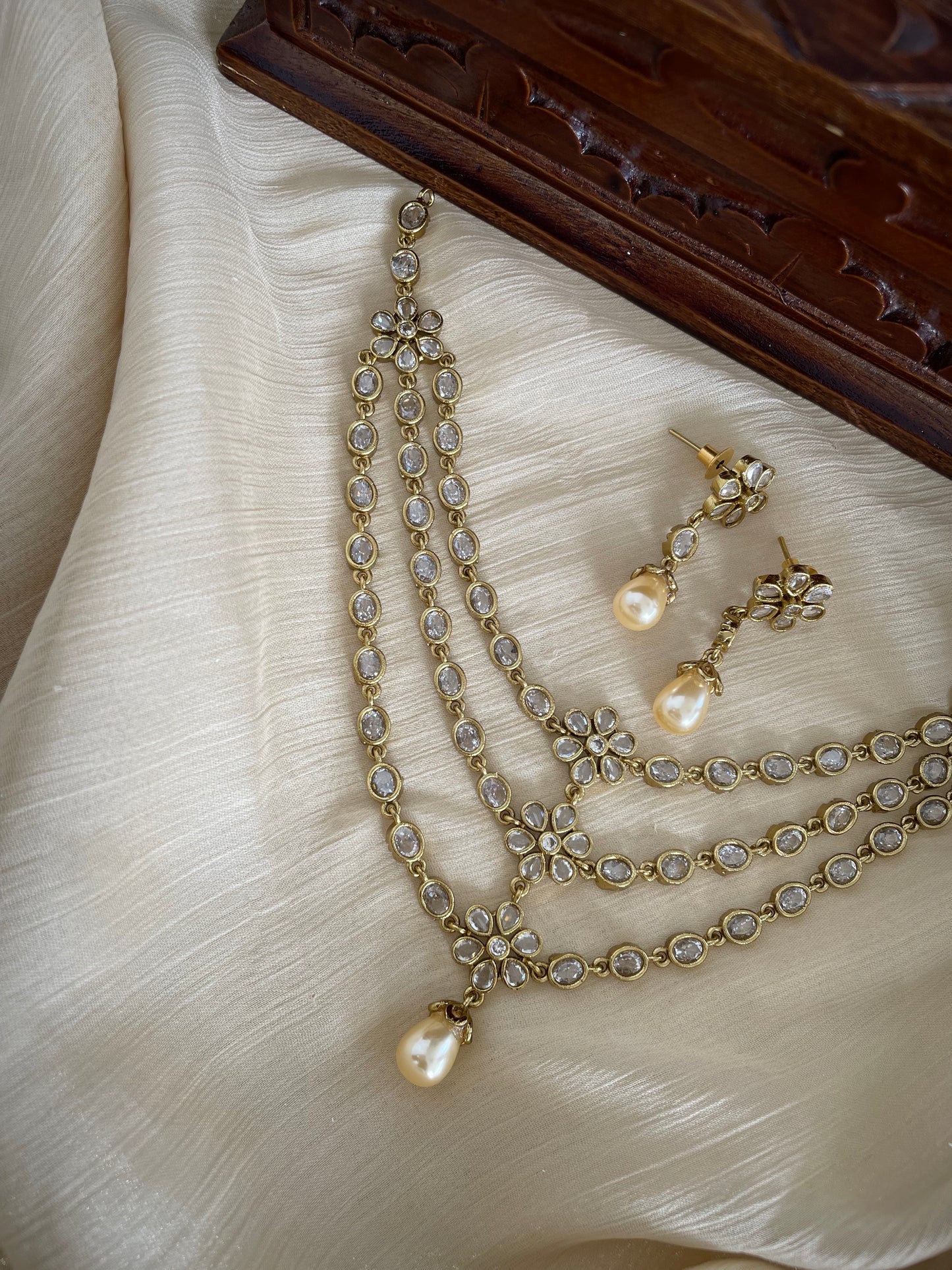 Premium Ad Triple Layer Neckace Set