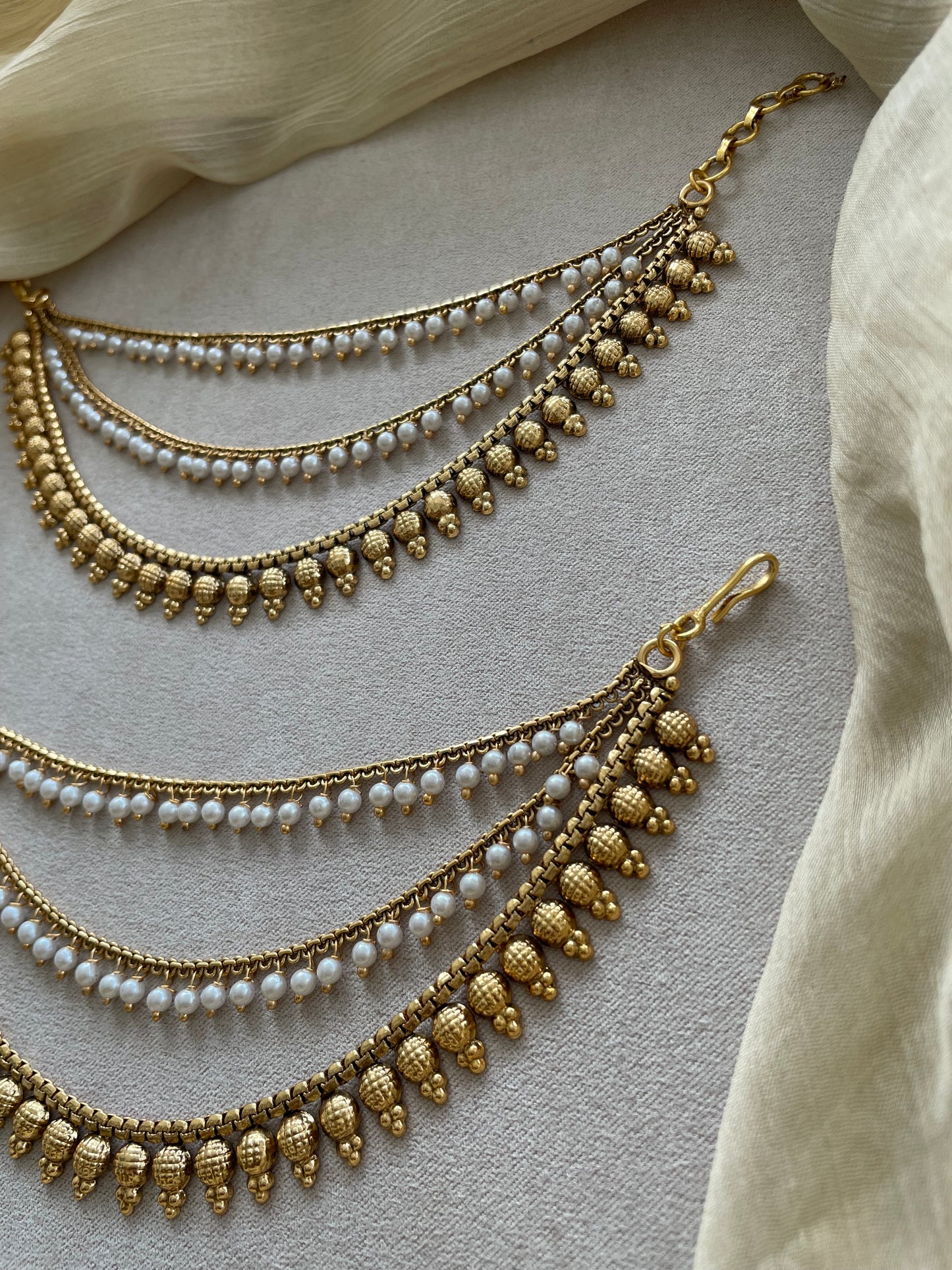 Golden Layered Pearl Mattal - Design A
