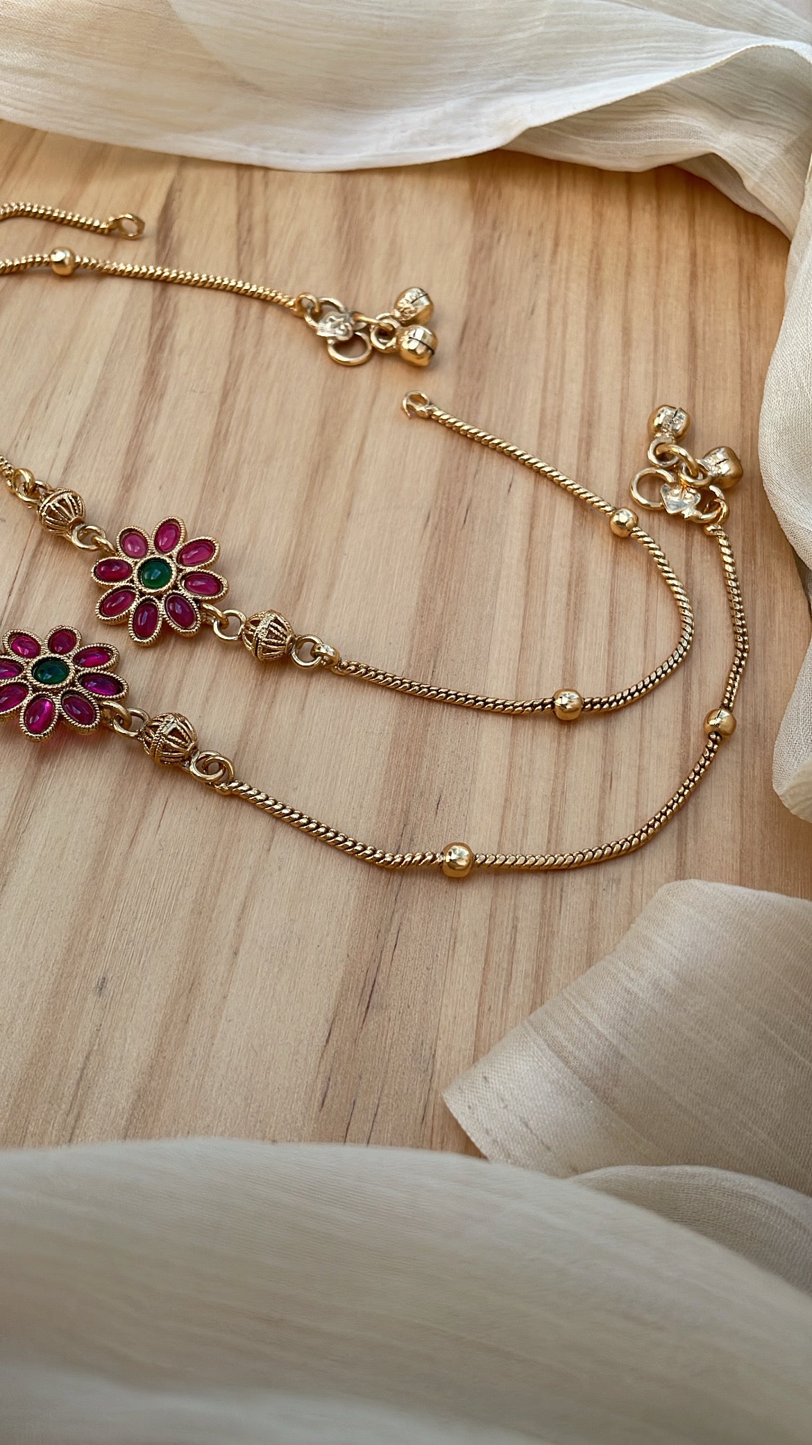 Premium Brass Metal Floral Charm Anklet