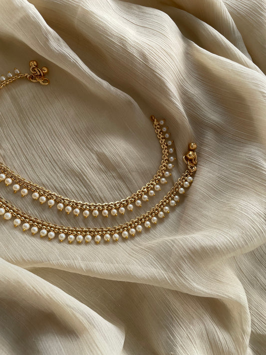 Promo 🏷️ Brass Metal Anklets with stunning pearl-cluster detailing (code PCC)