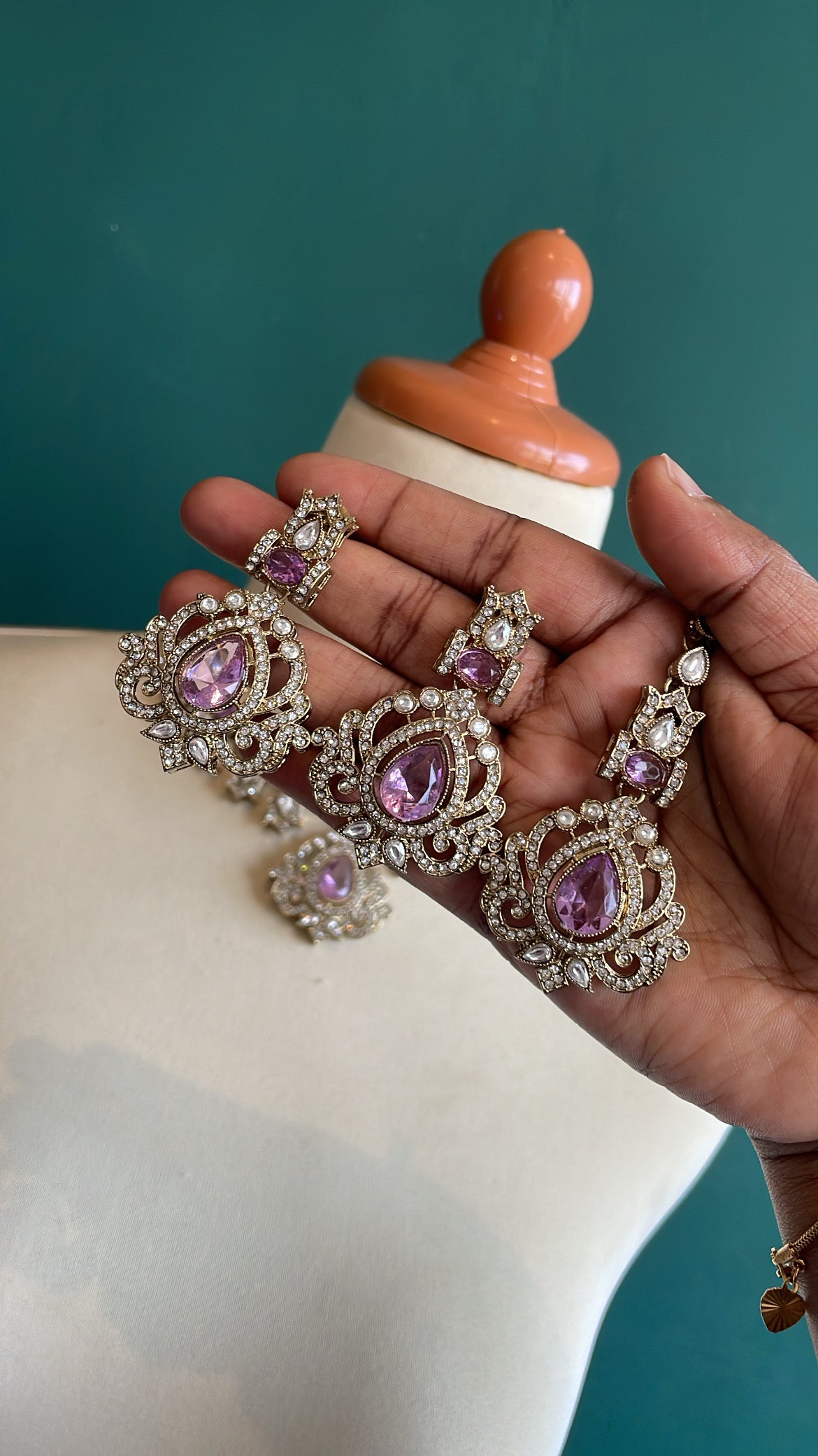 Grand Mehndi Necklace Set With Earrings and Tikka