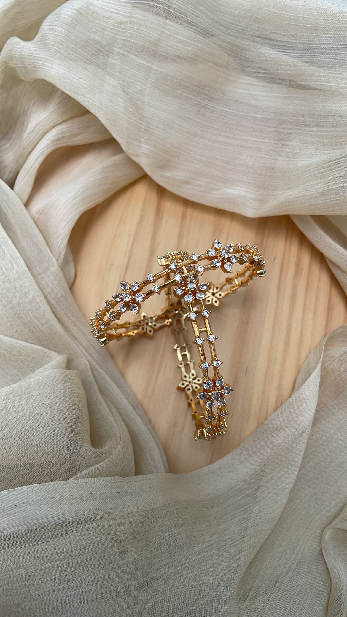 Premium White Flower Bangles