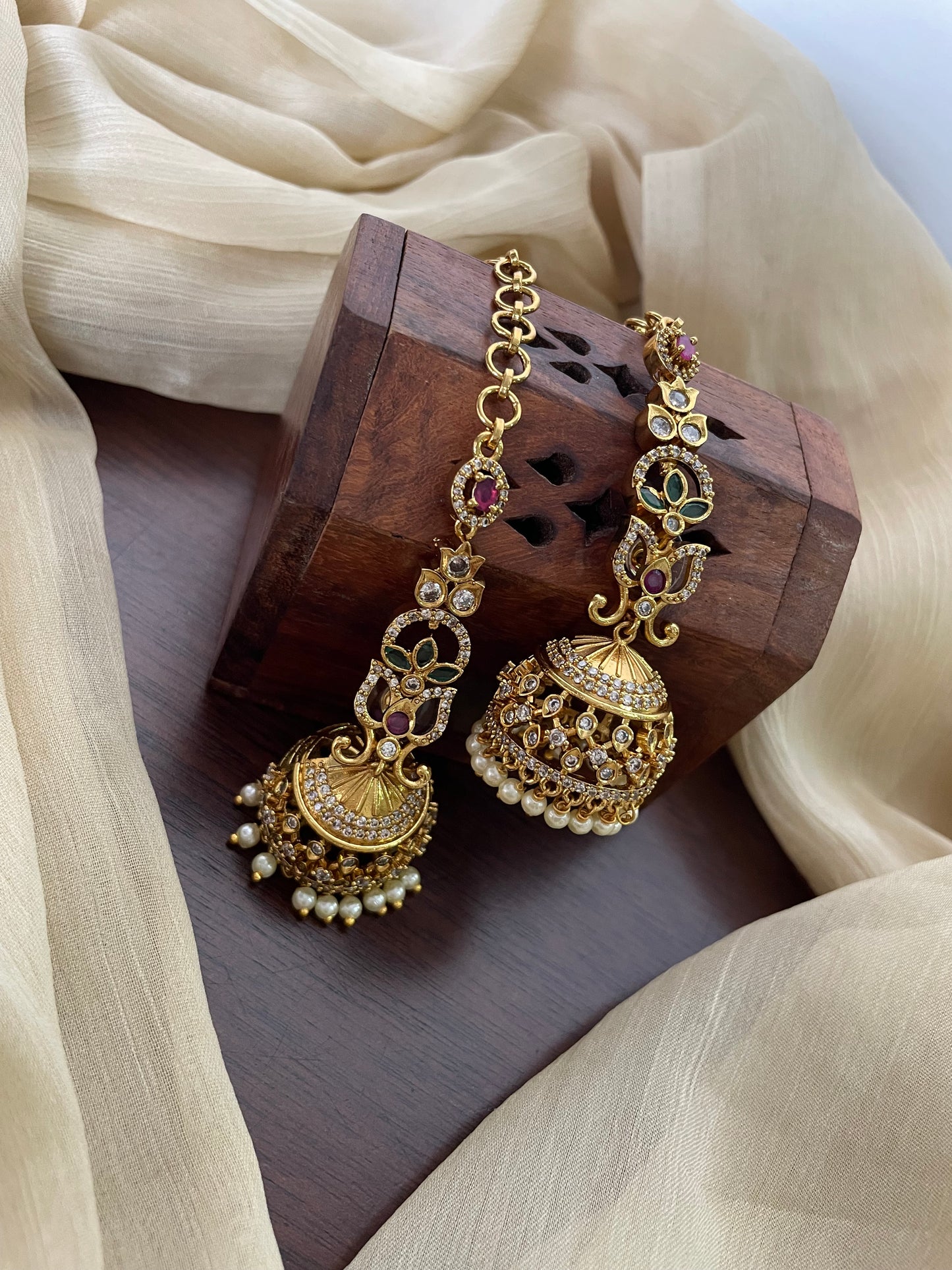 Premium AD Jhumka with Attached EarChain (DESIGN A)