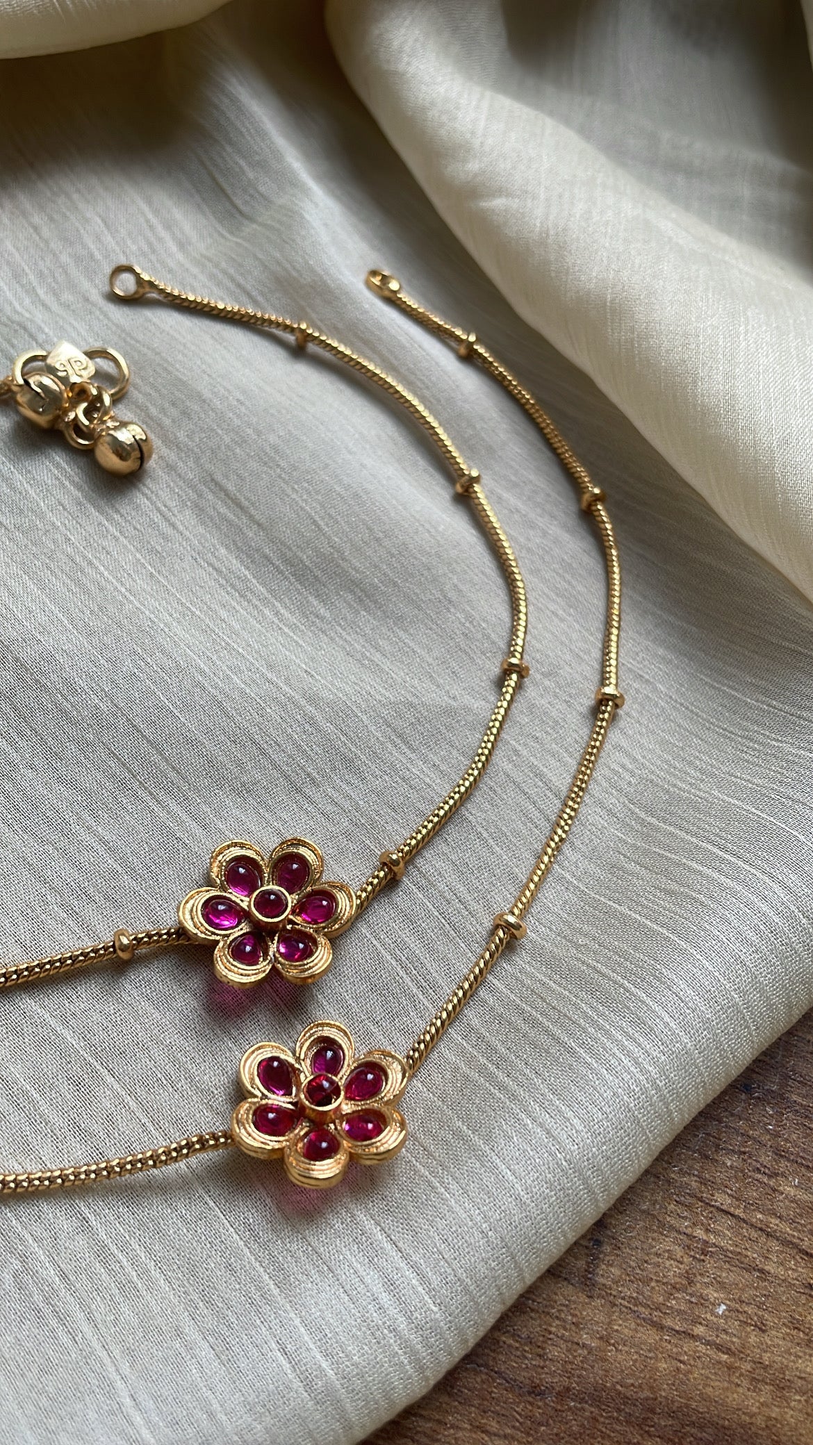 Premium Brass Metal Floral Charm Anklet