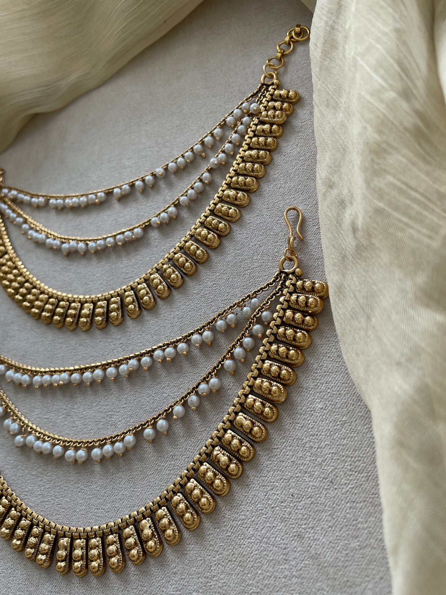 Golden Layered Pearl Mattal - Design E