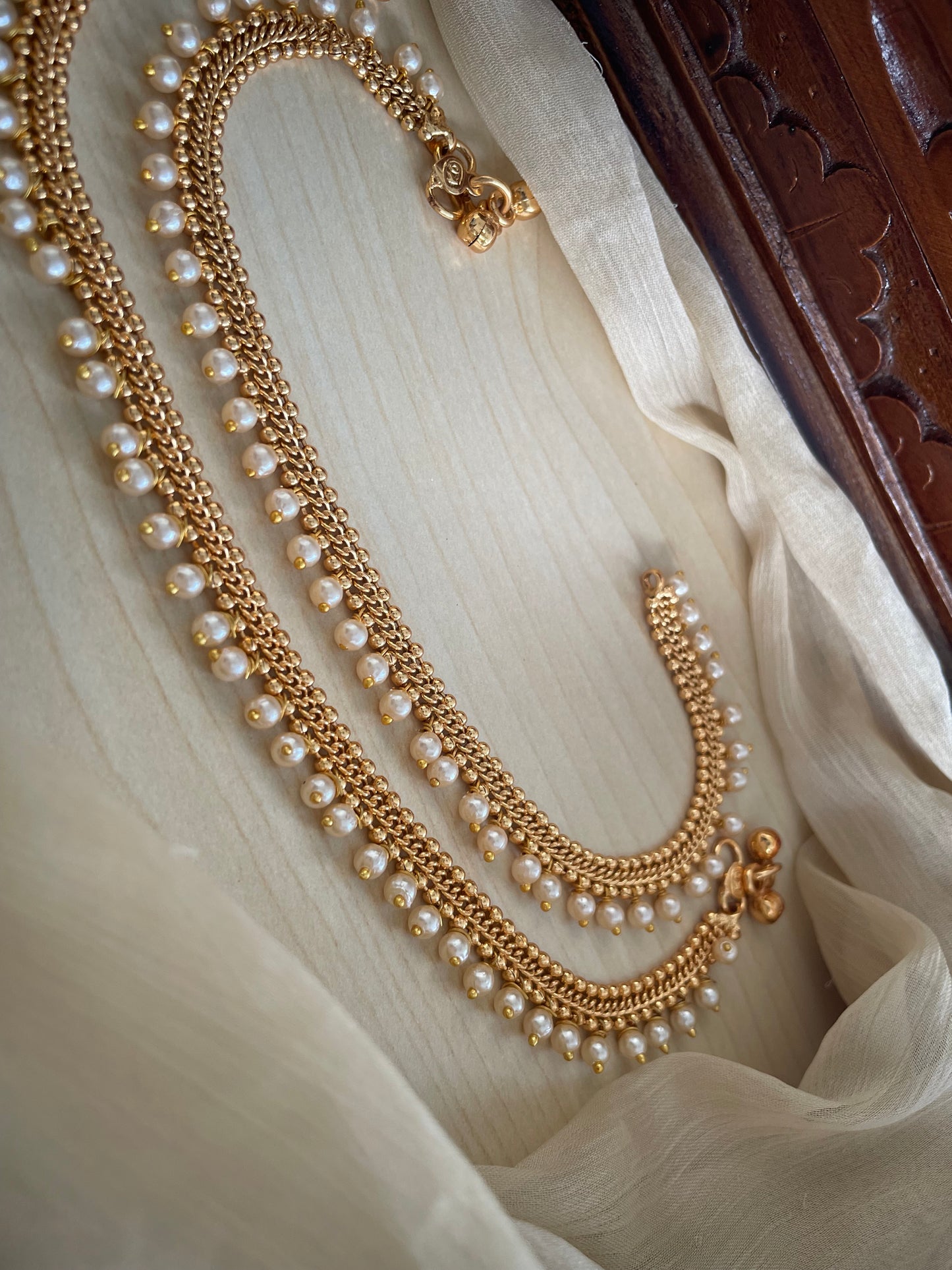 Brass Metal Anklets with stunning pearl-cluster detailing (code PCB)