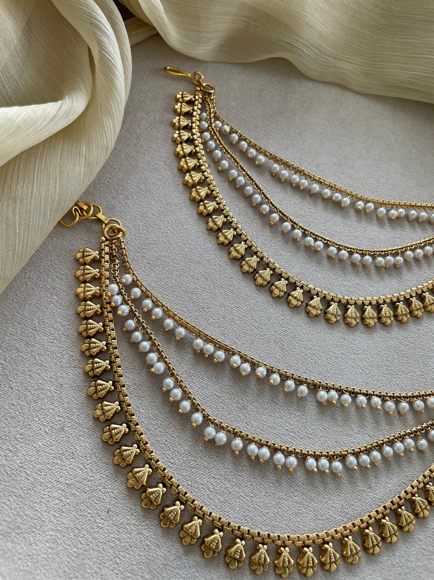 Golden Layered Pearl Mattal - Design D