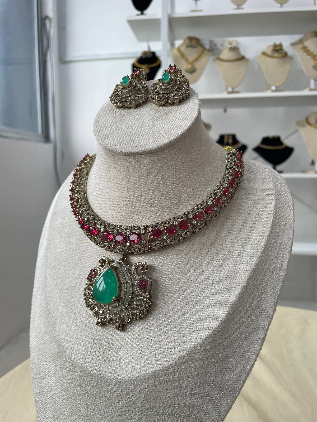 Premium Victorian Set